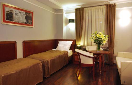 Double or Twin Room - Photo 1