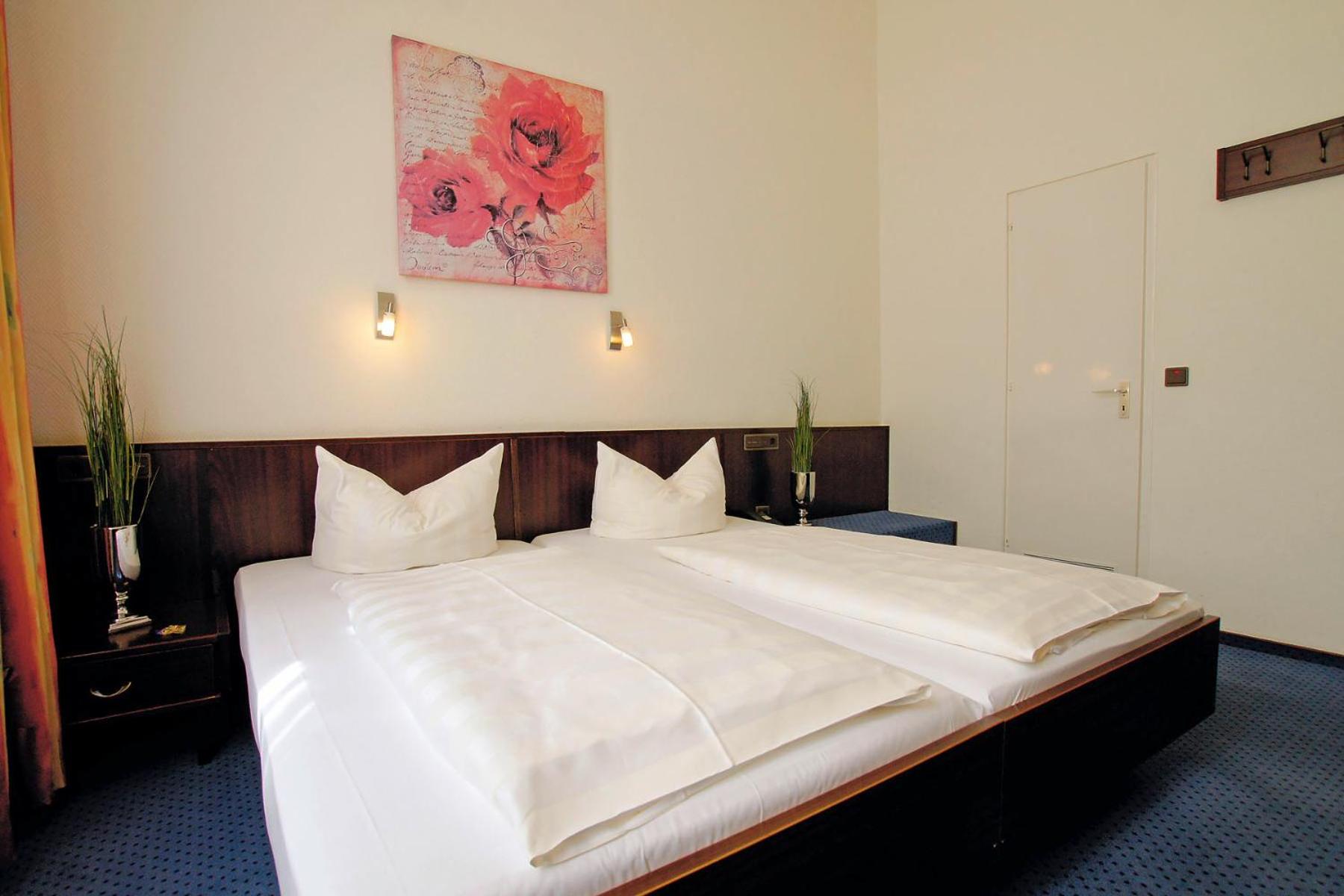 Double Room - Photo 4