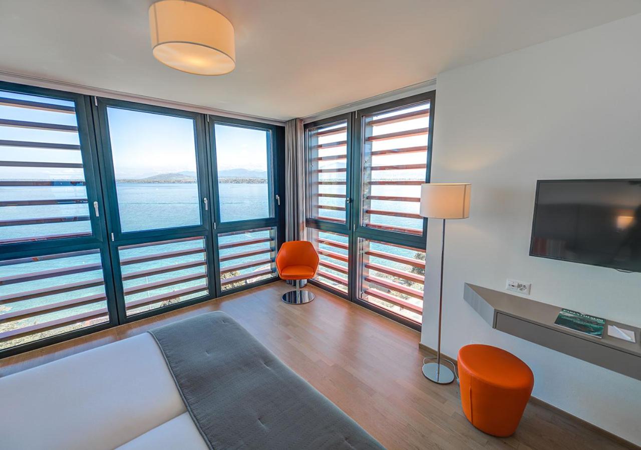 Deluxe Double or Twin Room photo 2