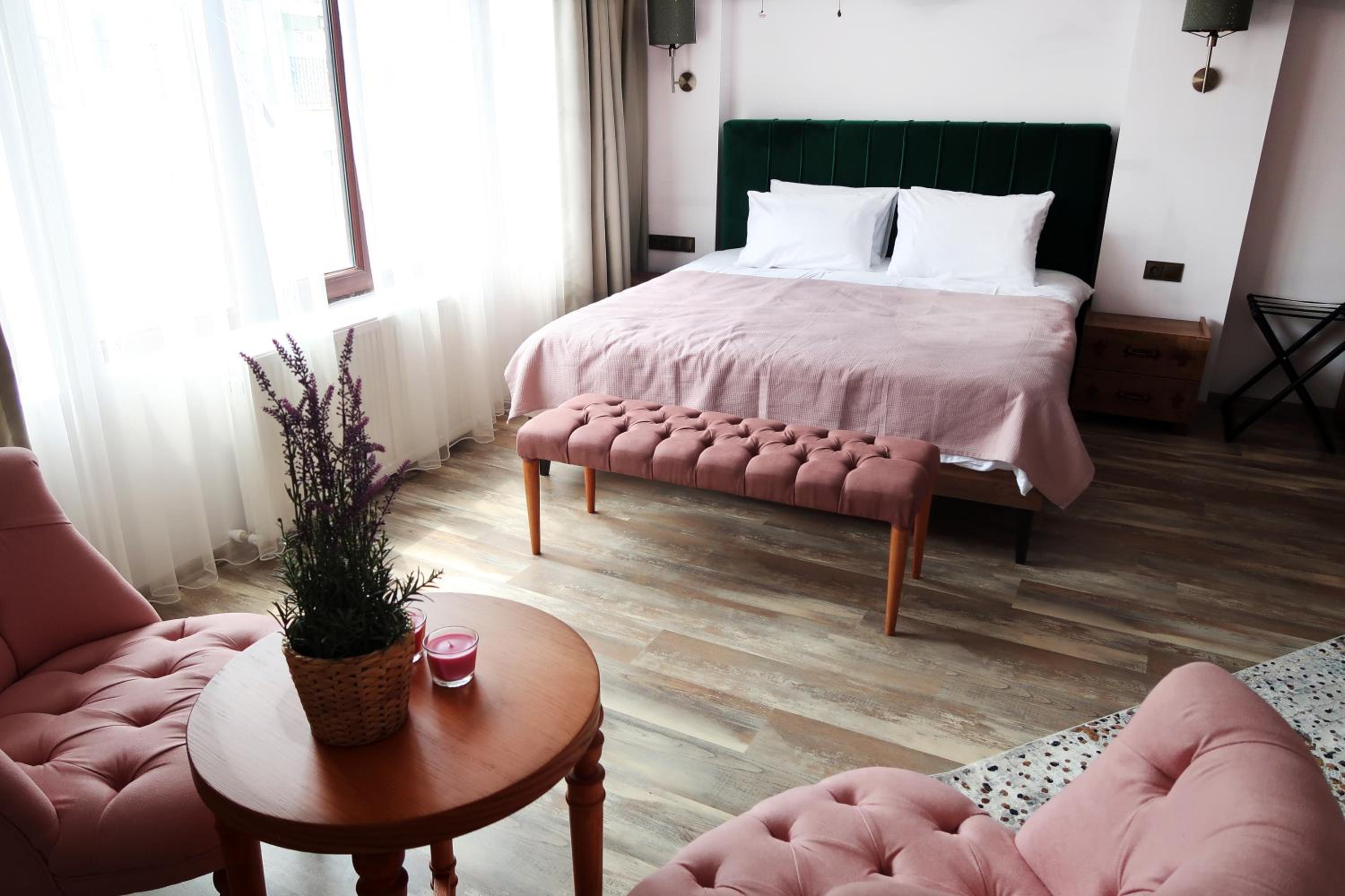 Large Double Room