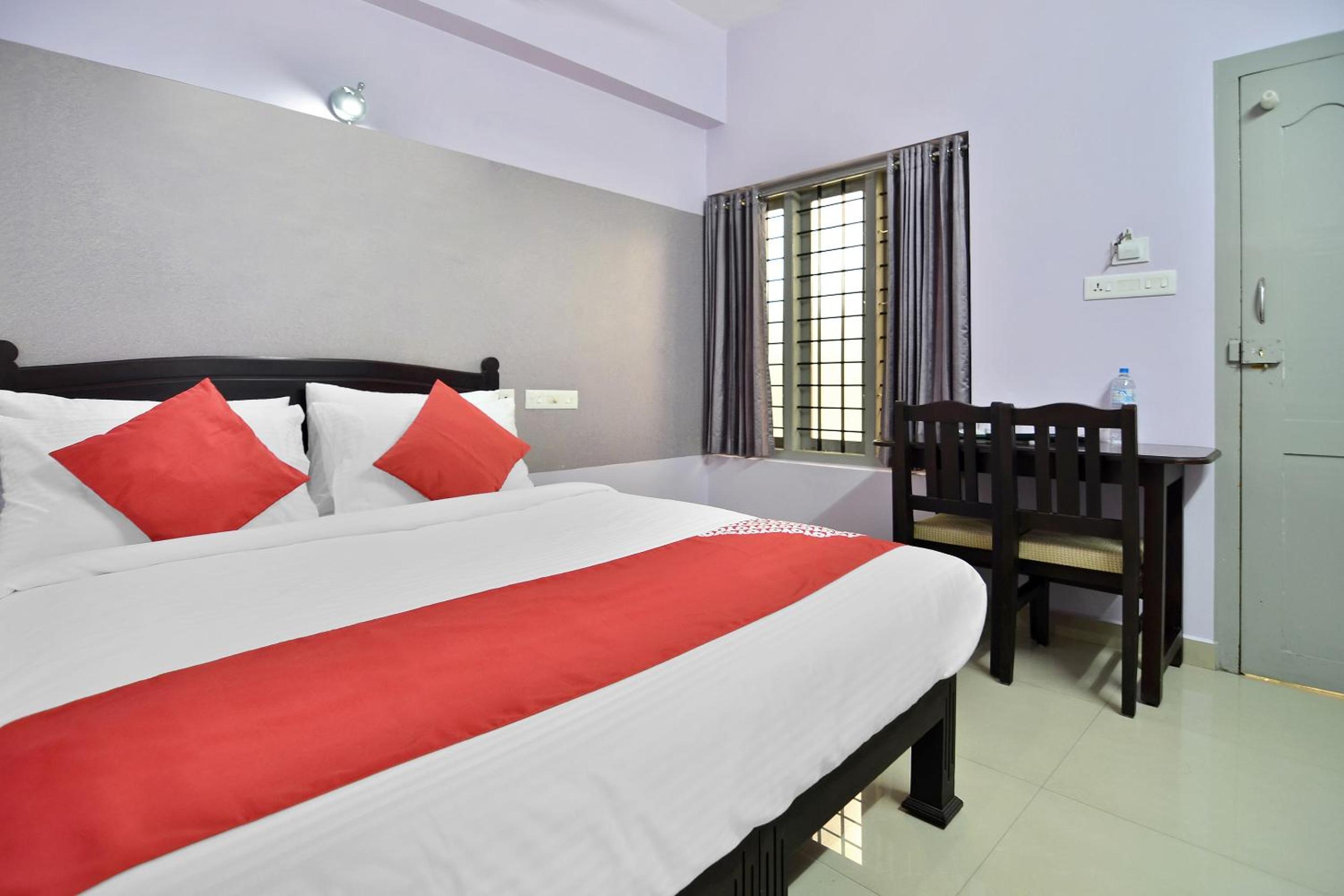 Deluxe Single Room photo 3