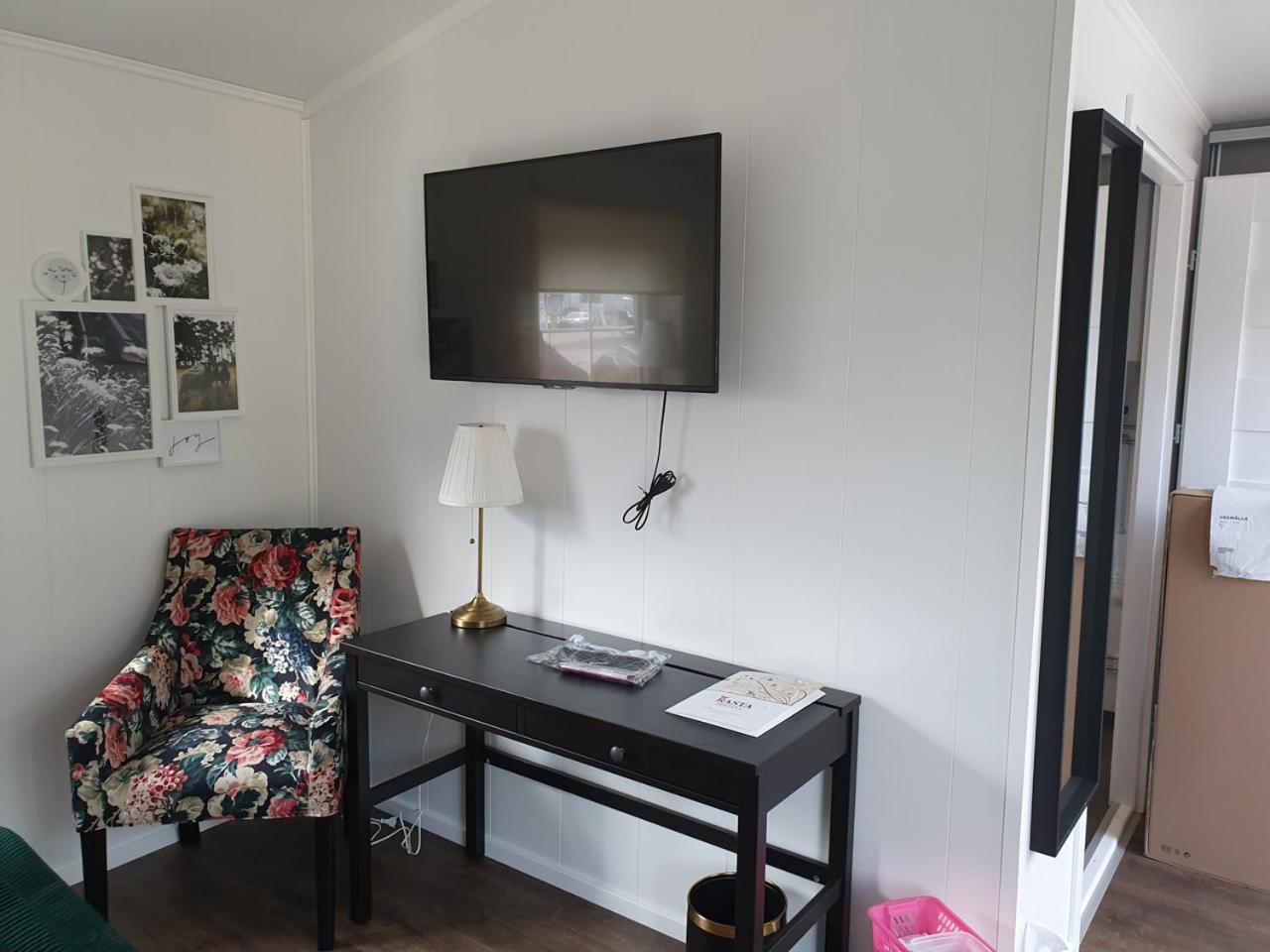 Double or Twin Room - Photo 13