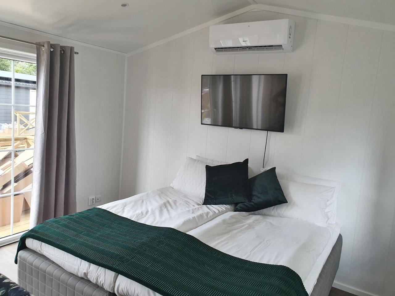 Double or Twin Room - Photo 11