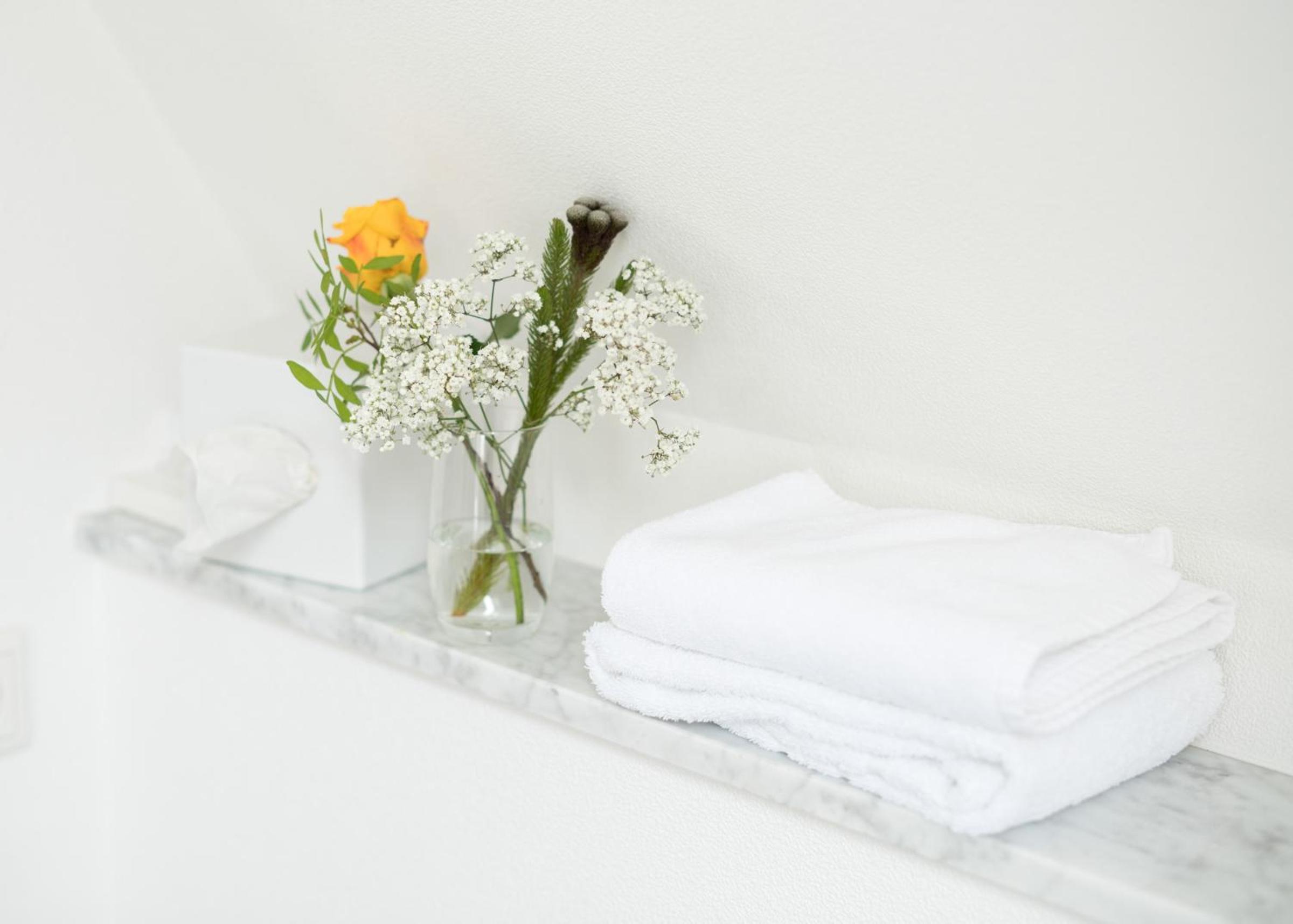 Double Room - Photo 12