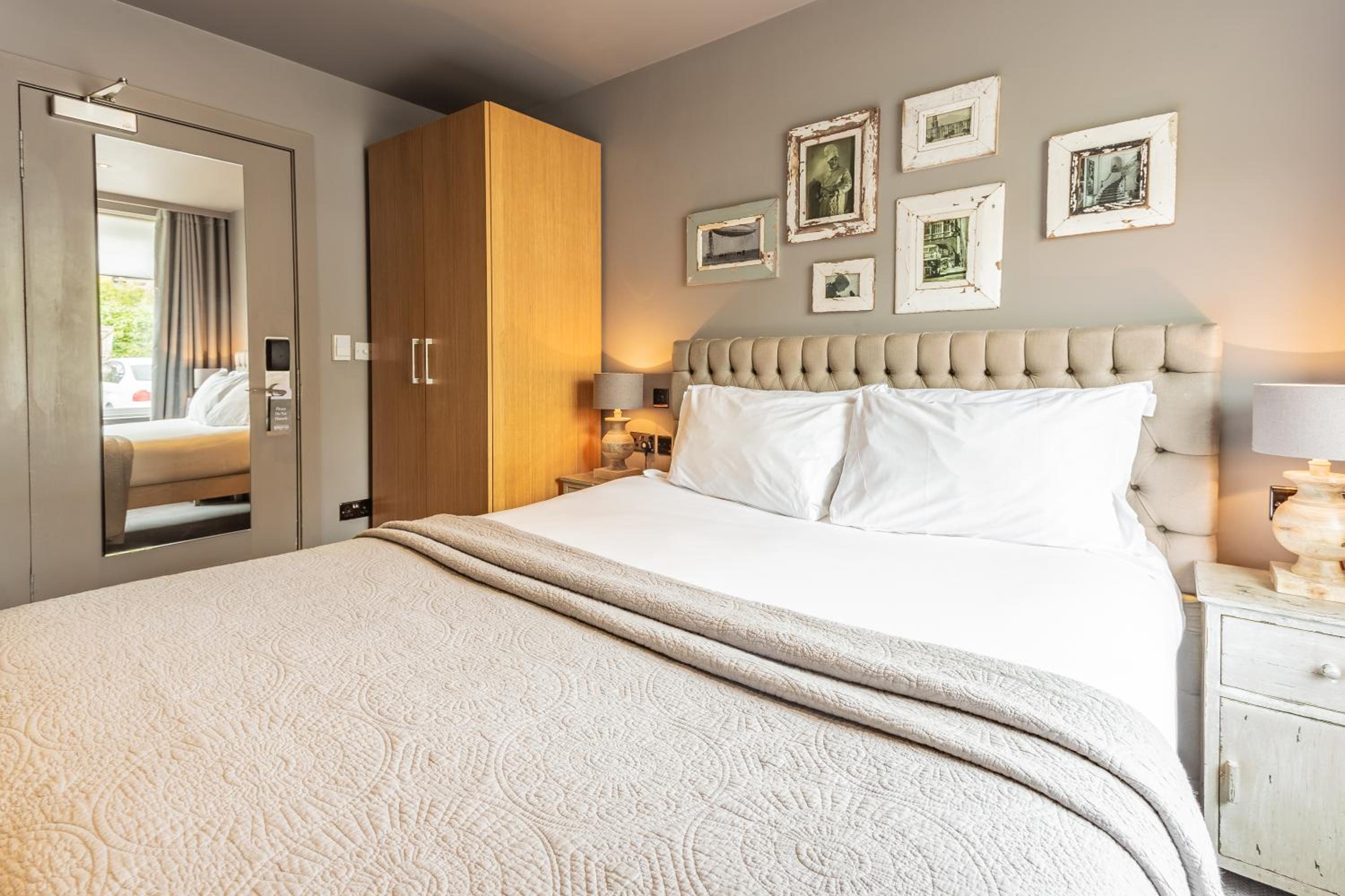 Cozy Double Room - Photo 7