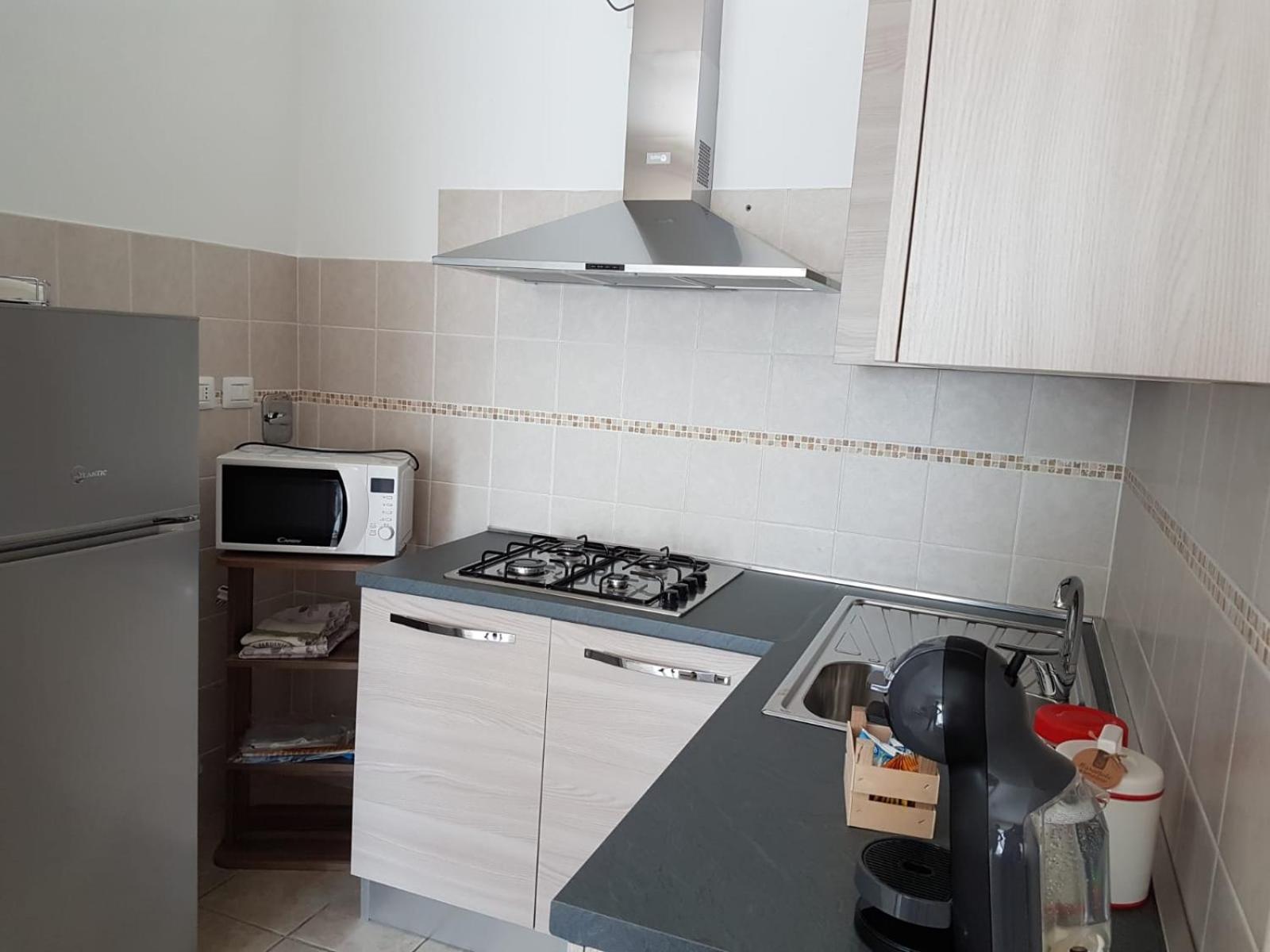 One-Bedroom Apartment - Photo 8