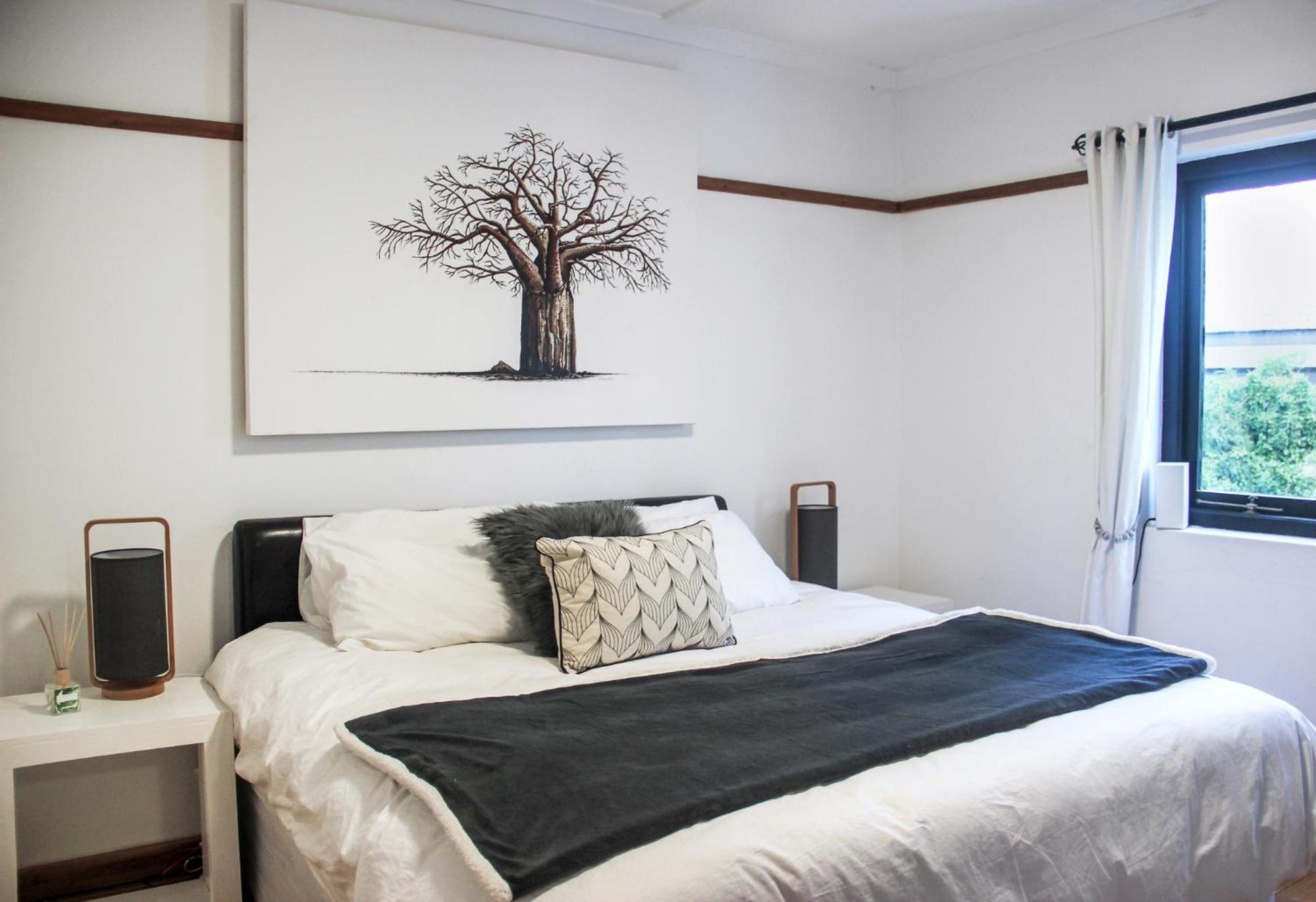 Two-Bedroom House - Photo 15