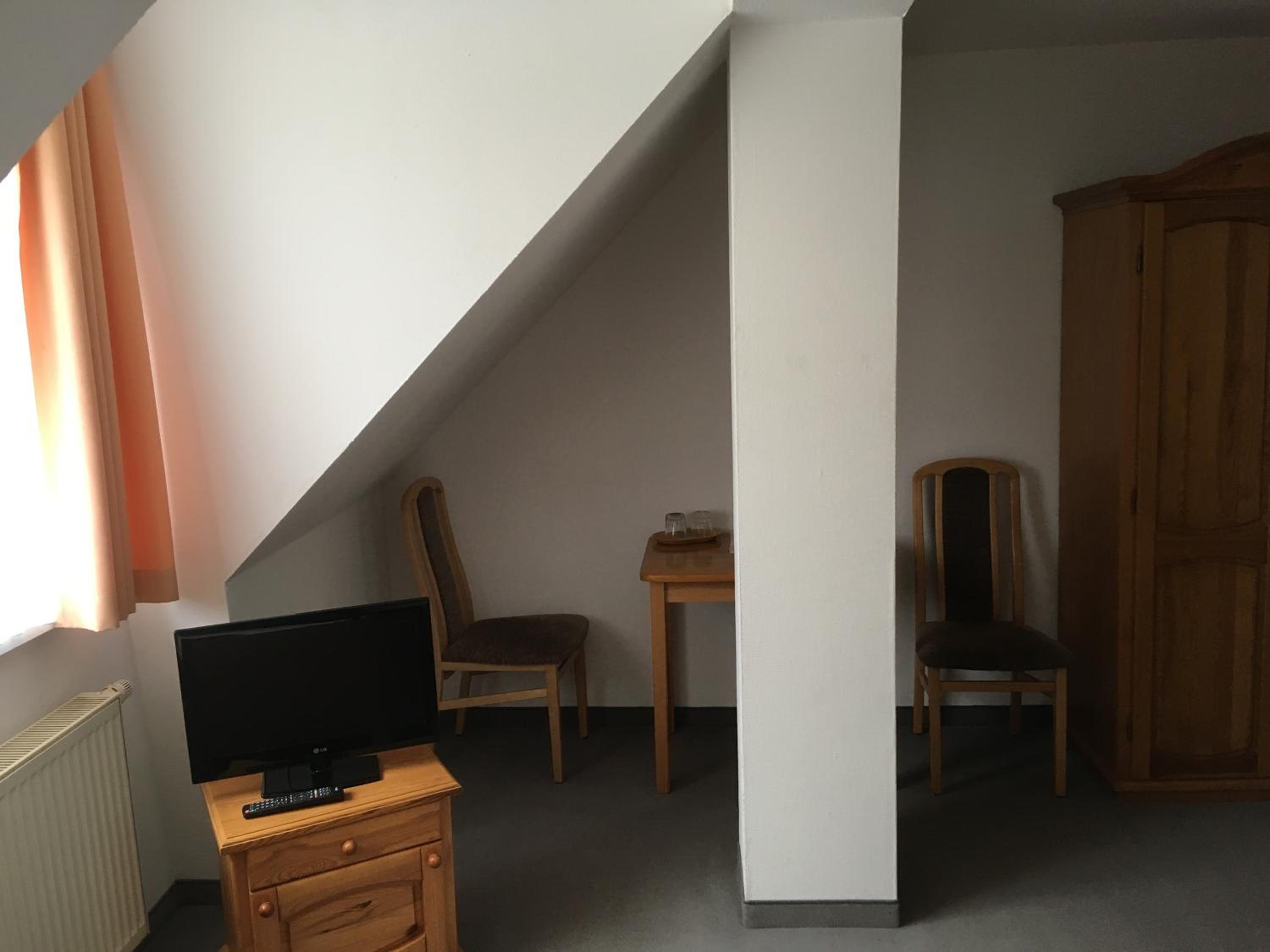 Standard Twin Room photo 1