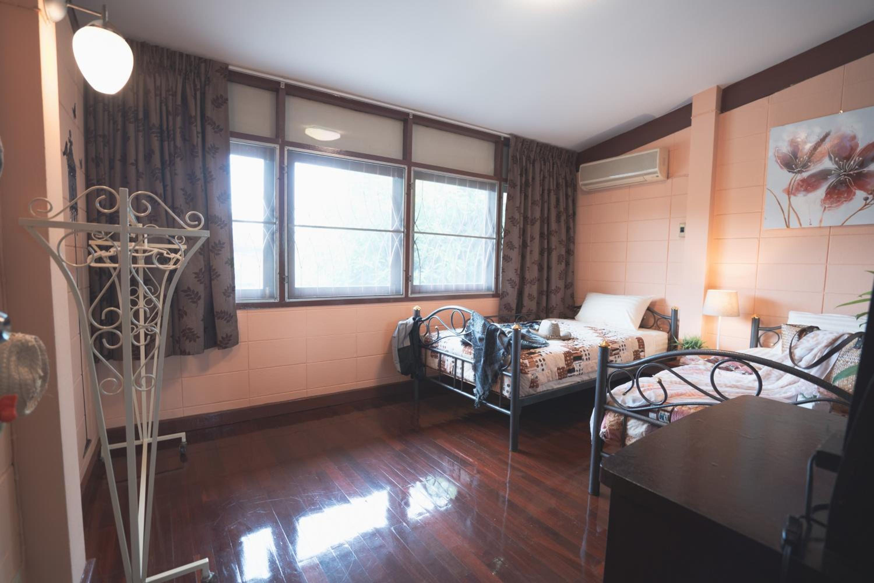 Twin Room with Garden View photo 1