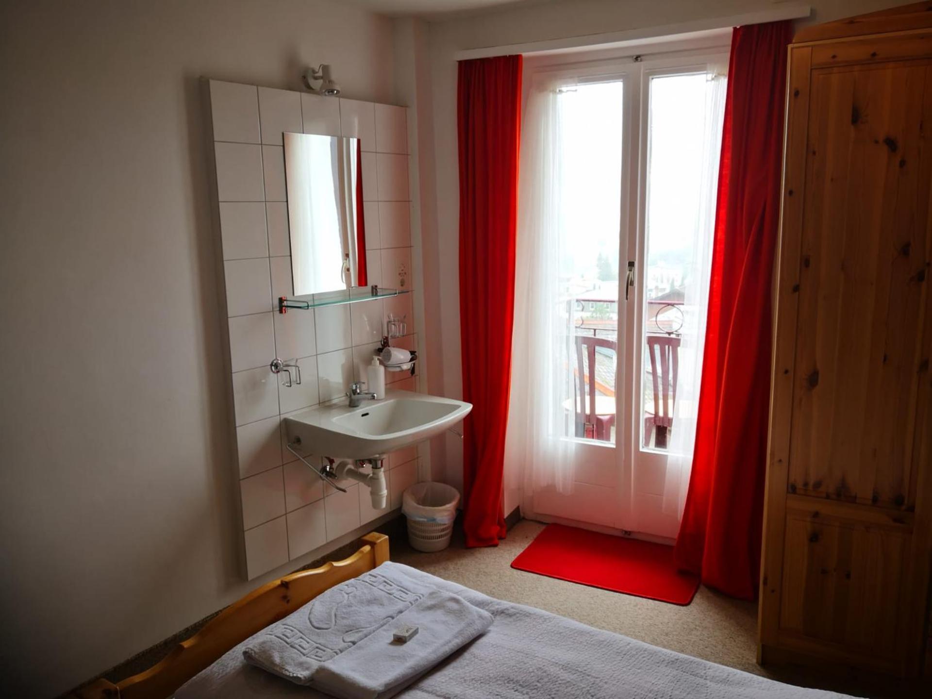 Queen Bed Room with Shared Bathroom photo 1