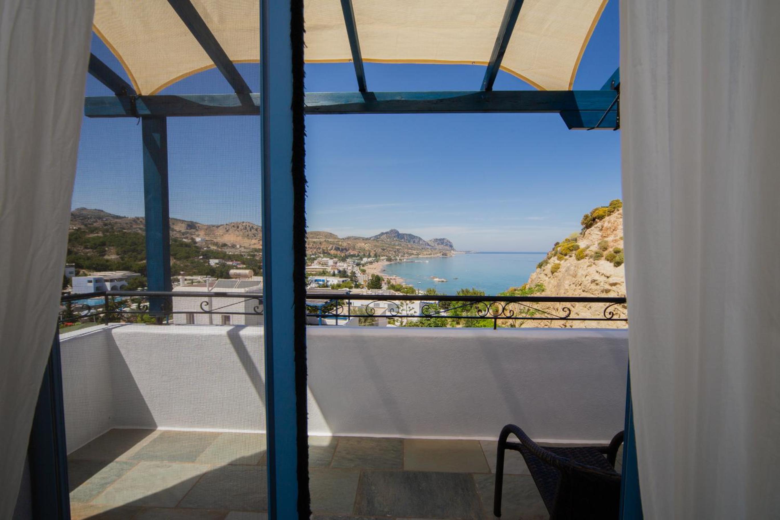 Apartment with Sea View photo 2