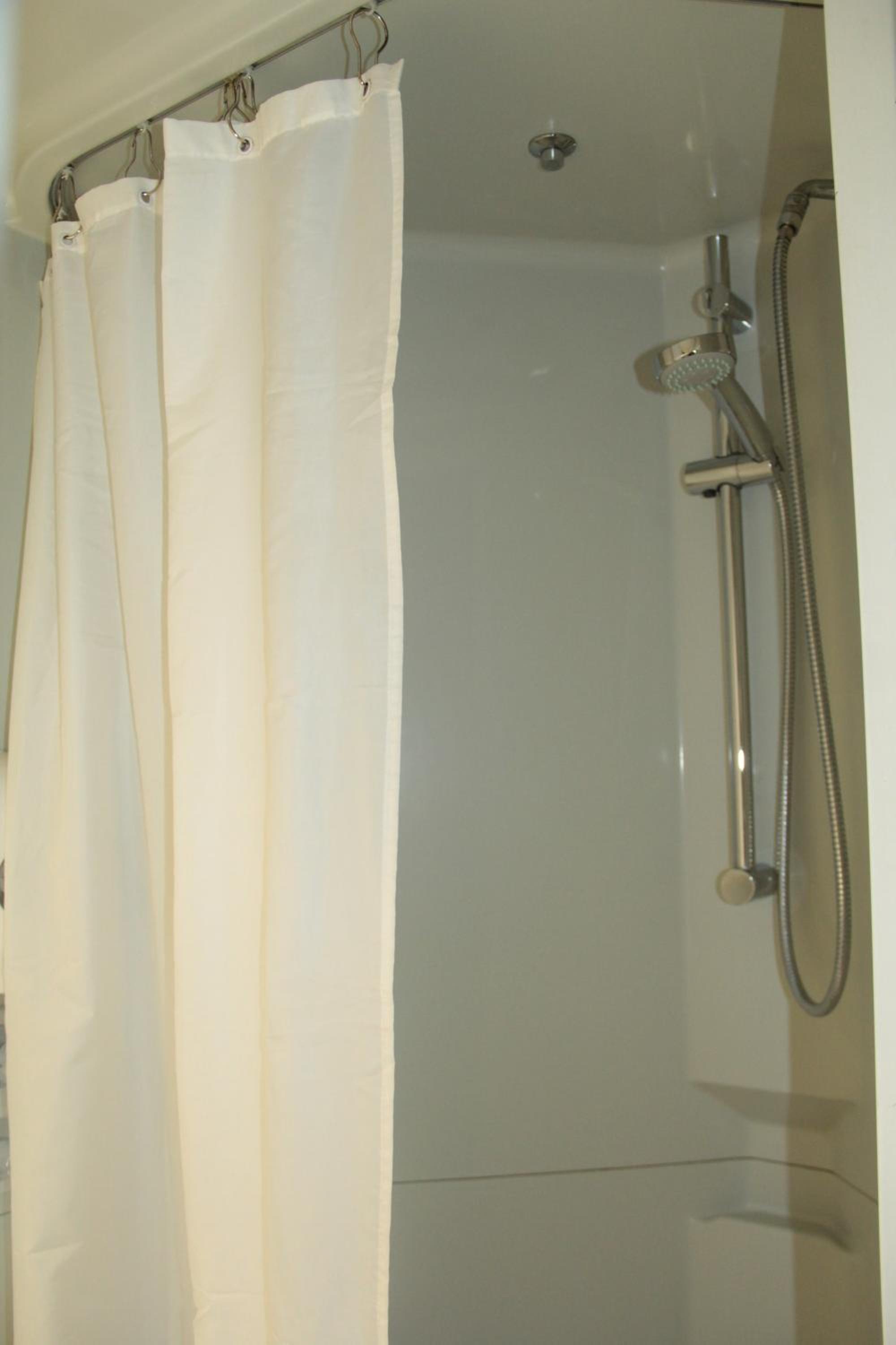 Triple Room - Photo 5