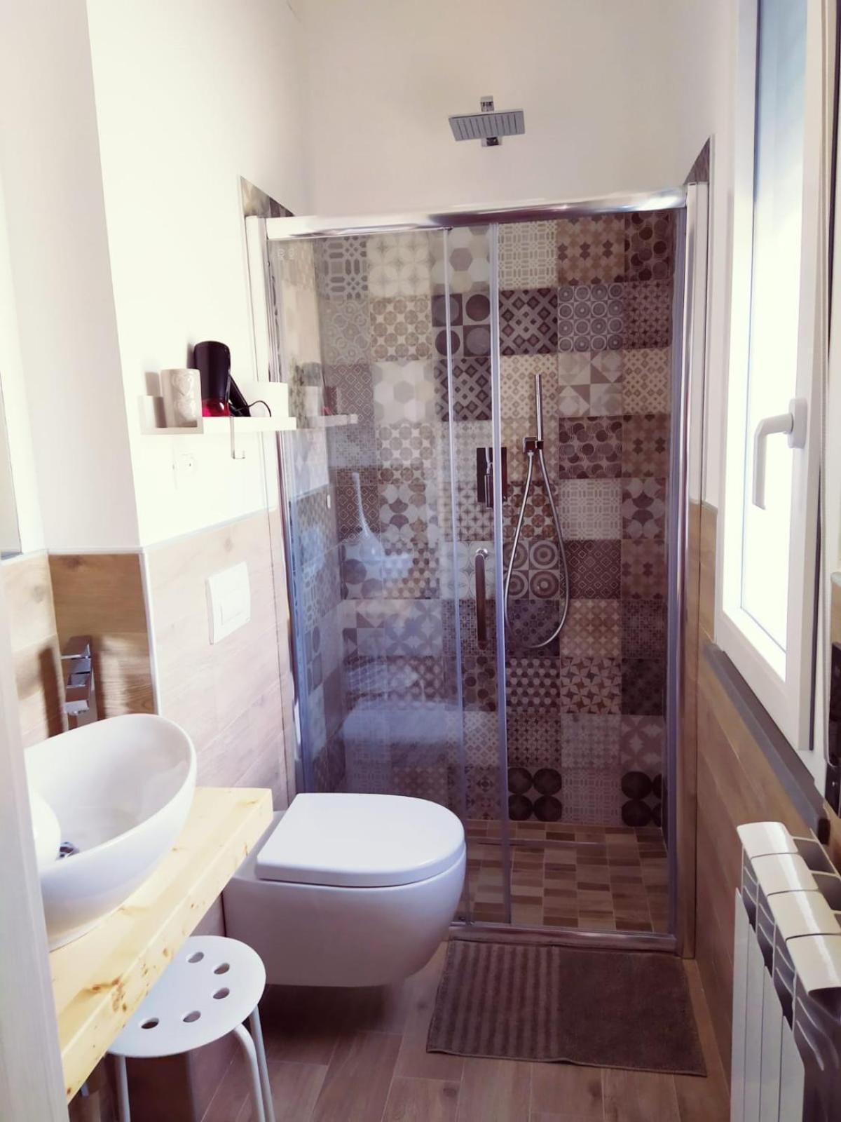 Standard Single Room with Shower photo 2