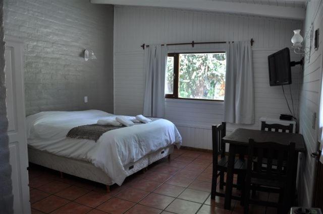 Bungalow (2 Adults) photo 2