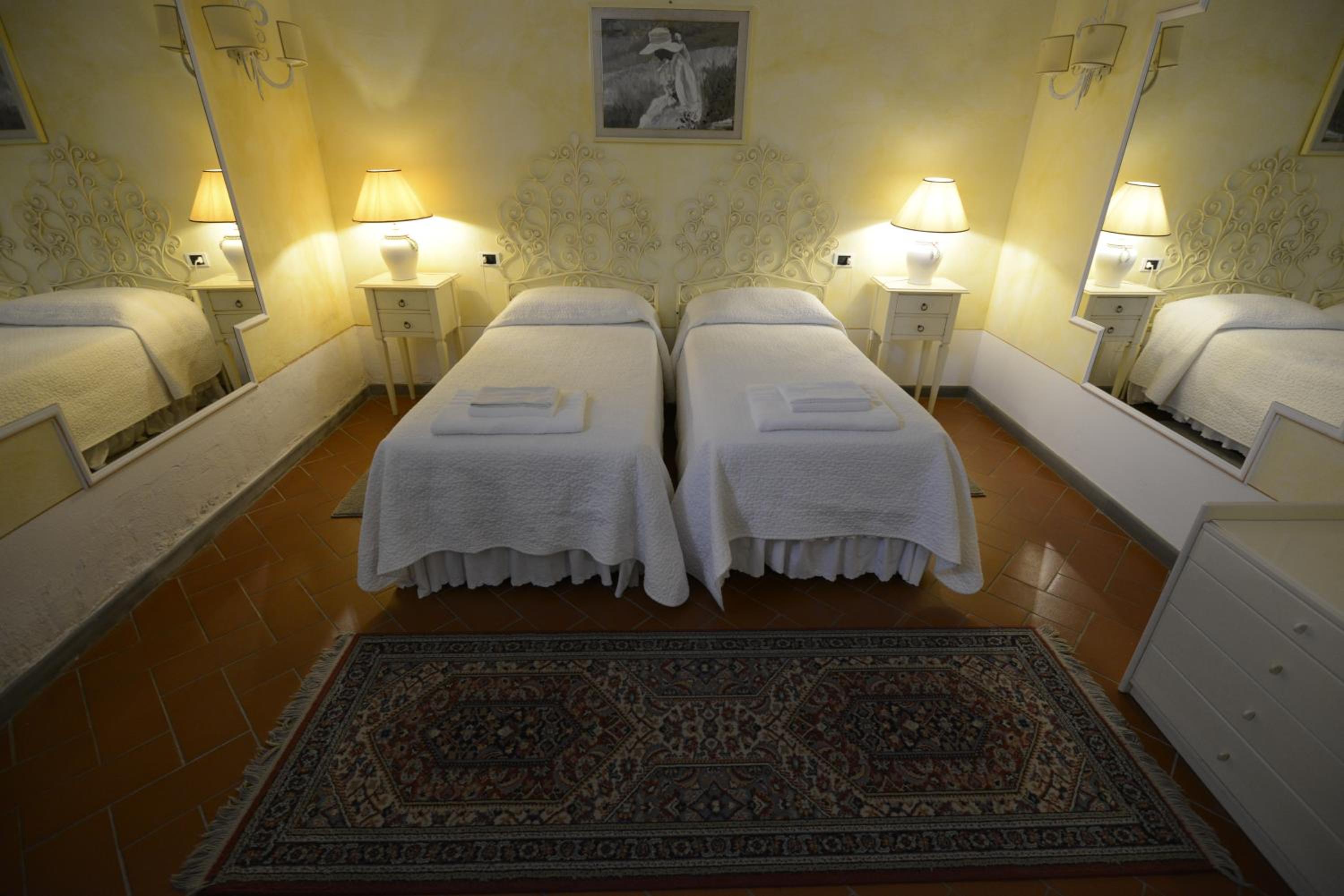 Two-Bedroom Apartment - Photo 1