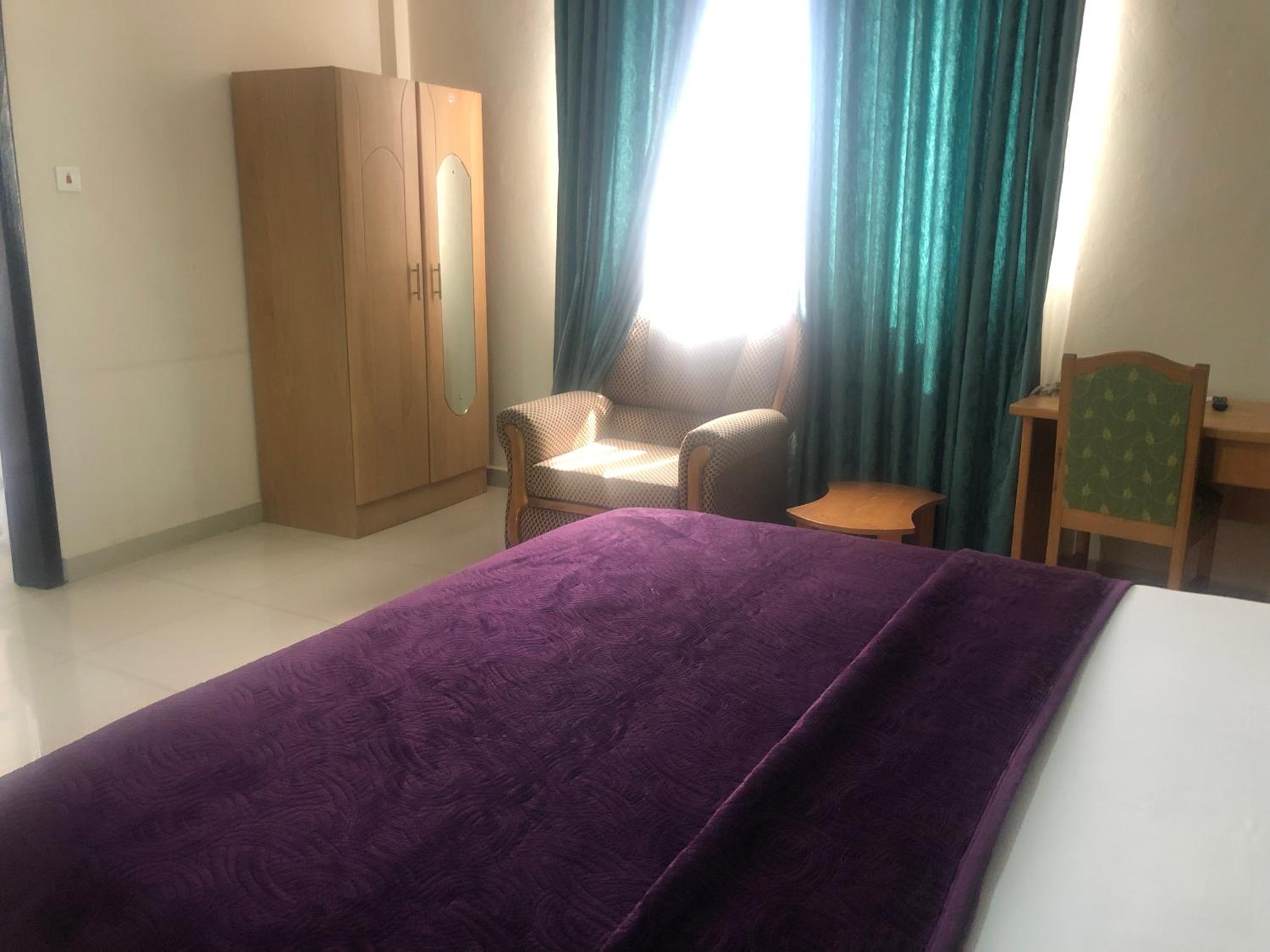 Superior Queen Room photo 1