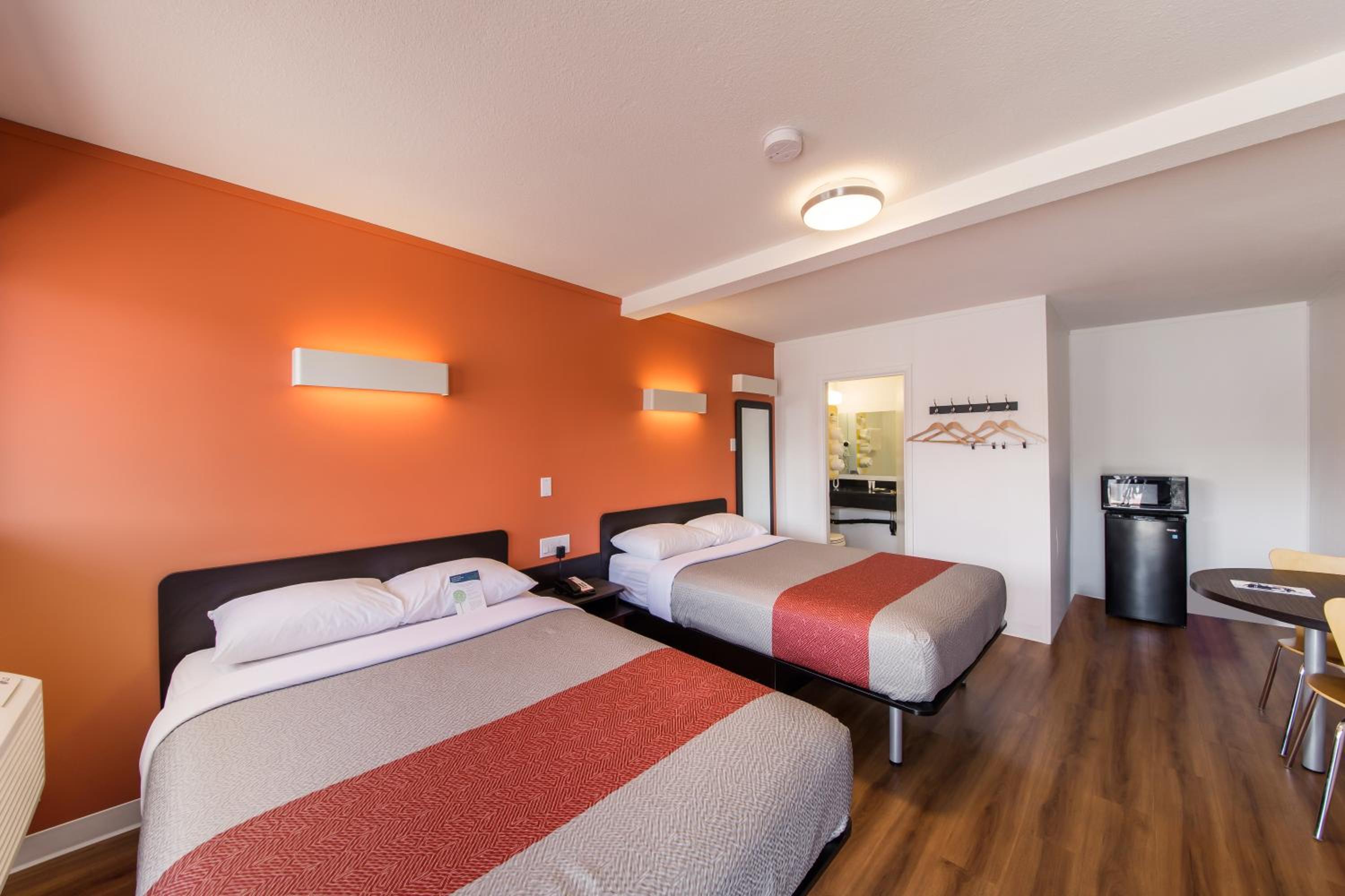 Quadruple Room - Non-Smoking