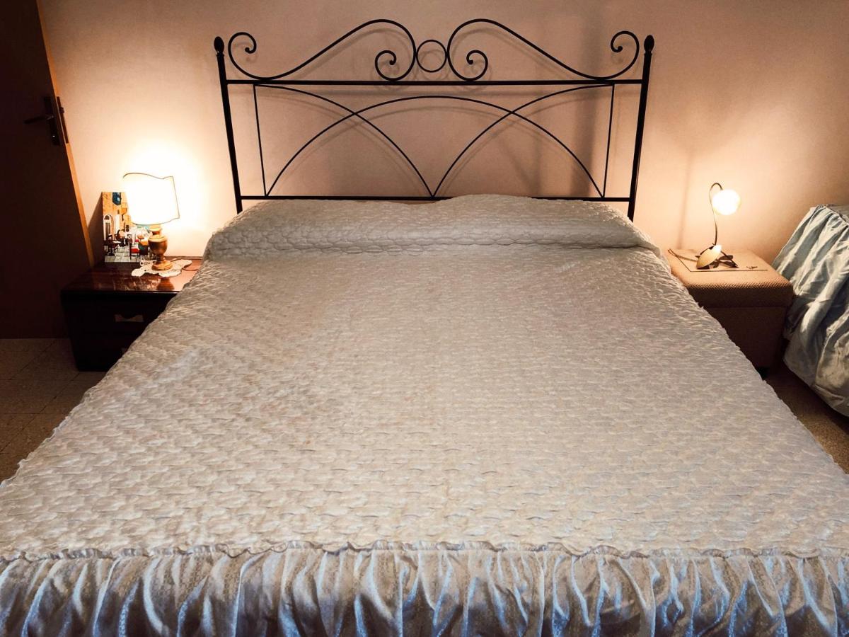 Double Room with Extra Bed photo 2