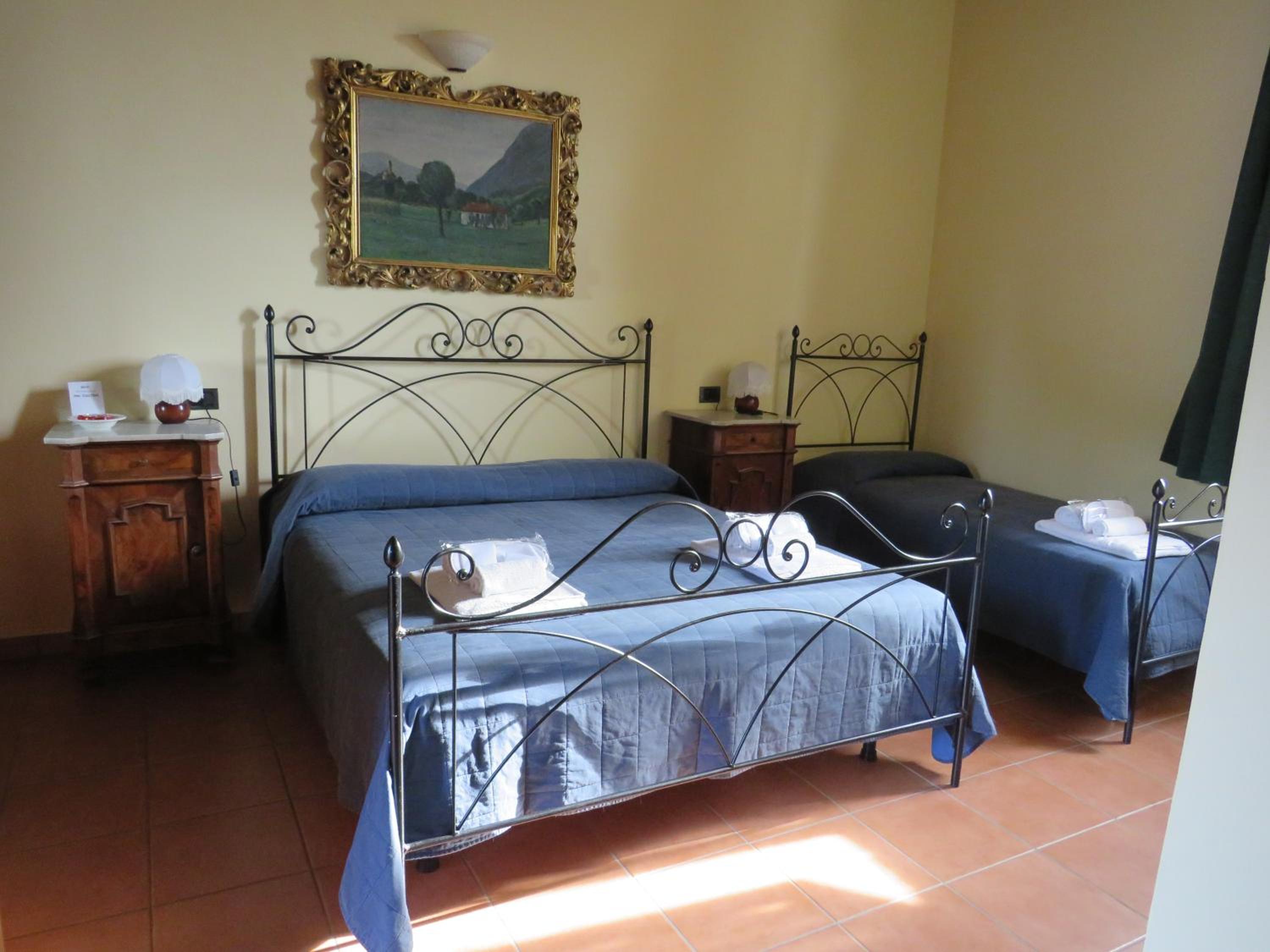Standard King Room - Photo 1