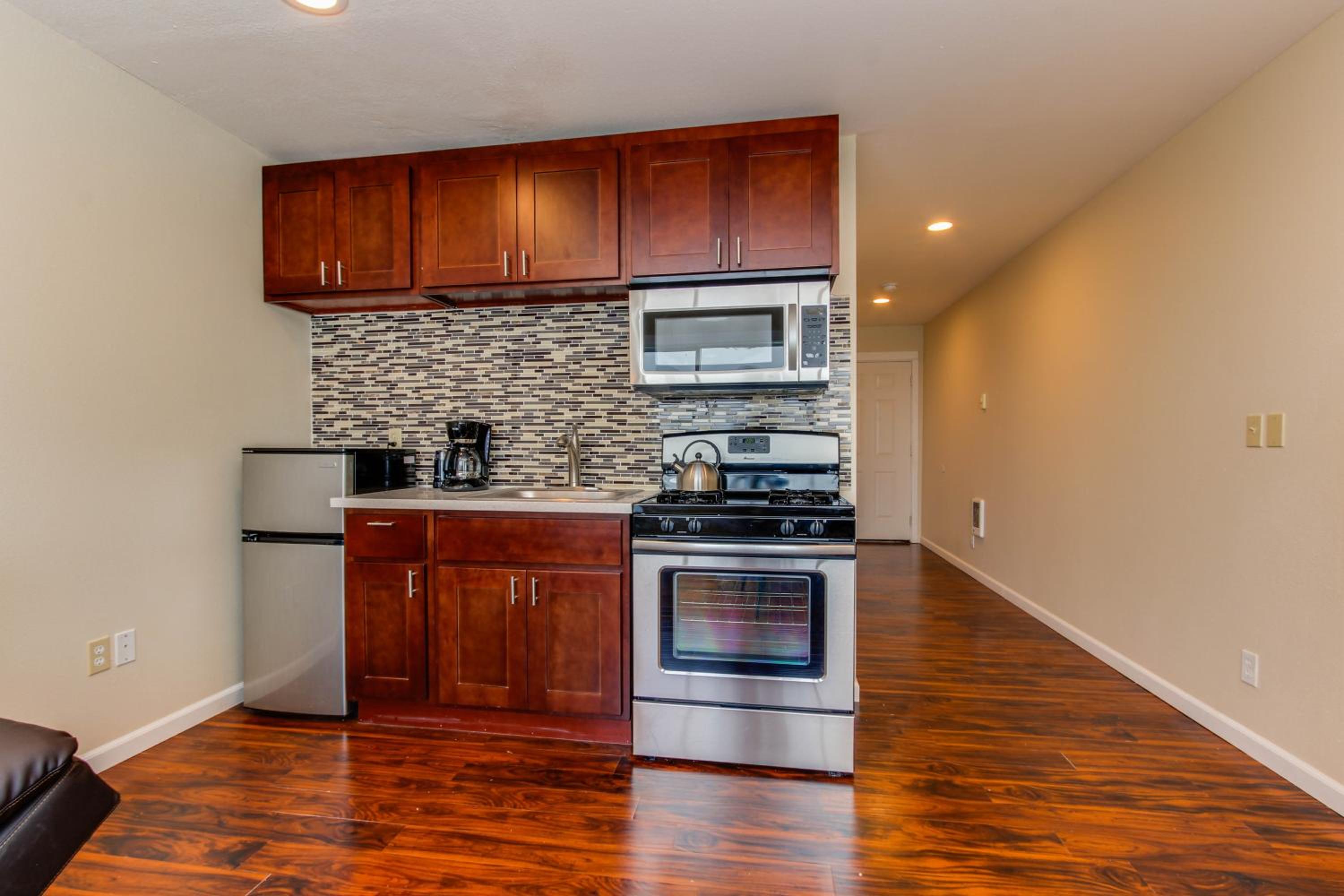 One Bedroom Suite  photo 2