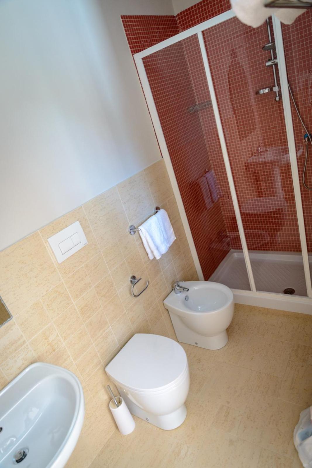 Deluxe Double Room - Photo 4