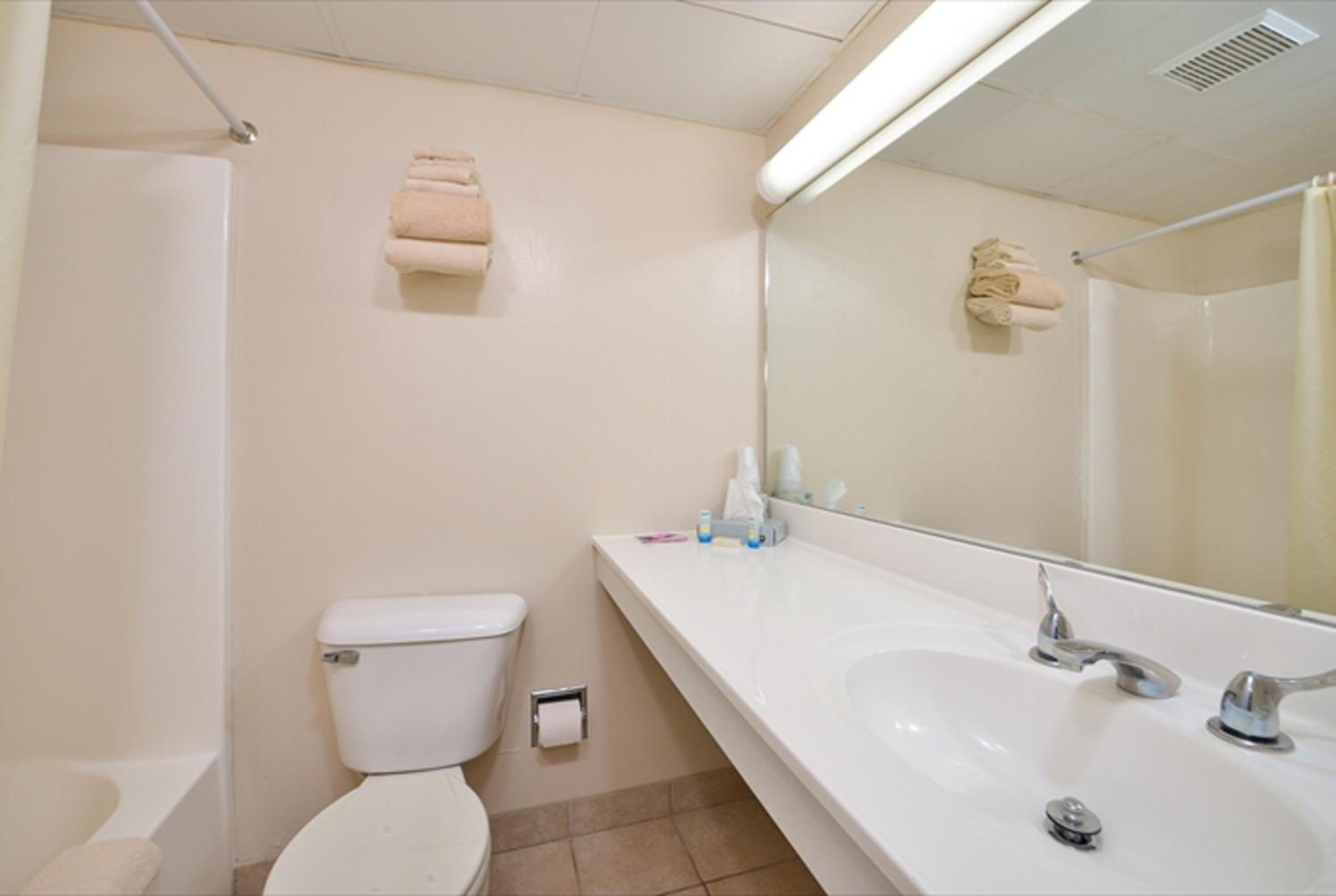 Standard Double Room - Photo 3