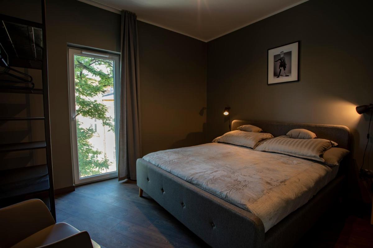 Deluxe Apartment photo 2