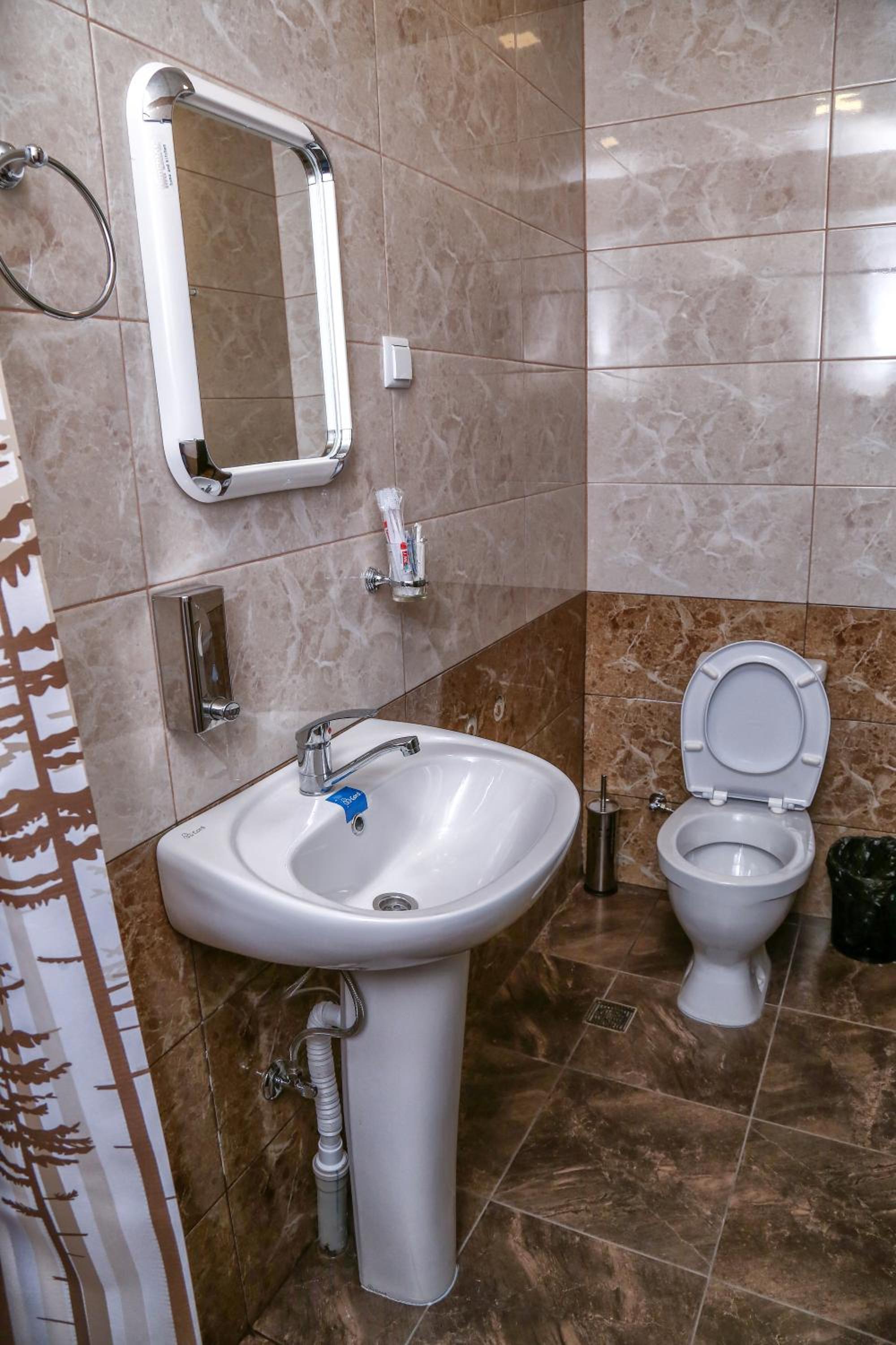Classic Triple Room photo 2