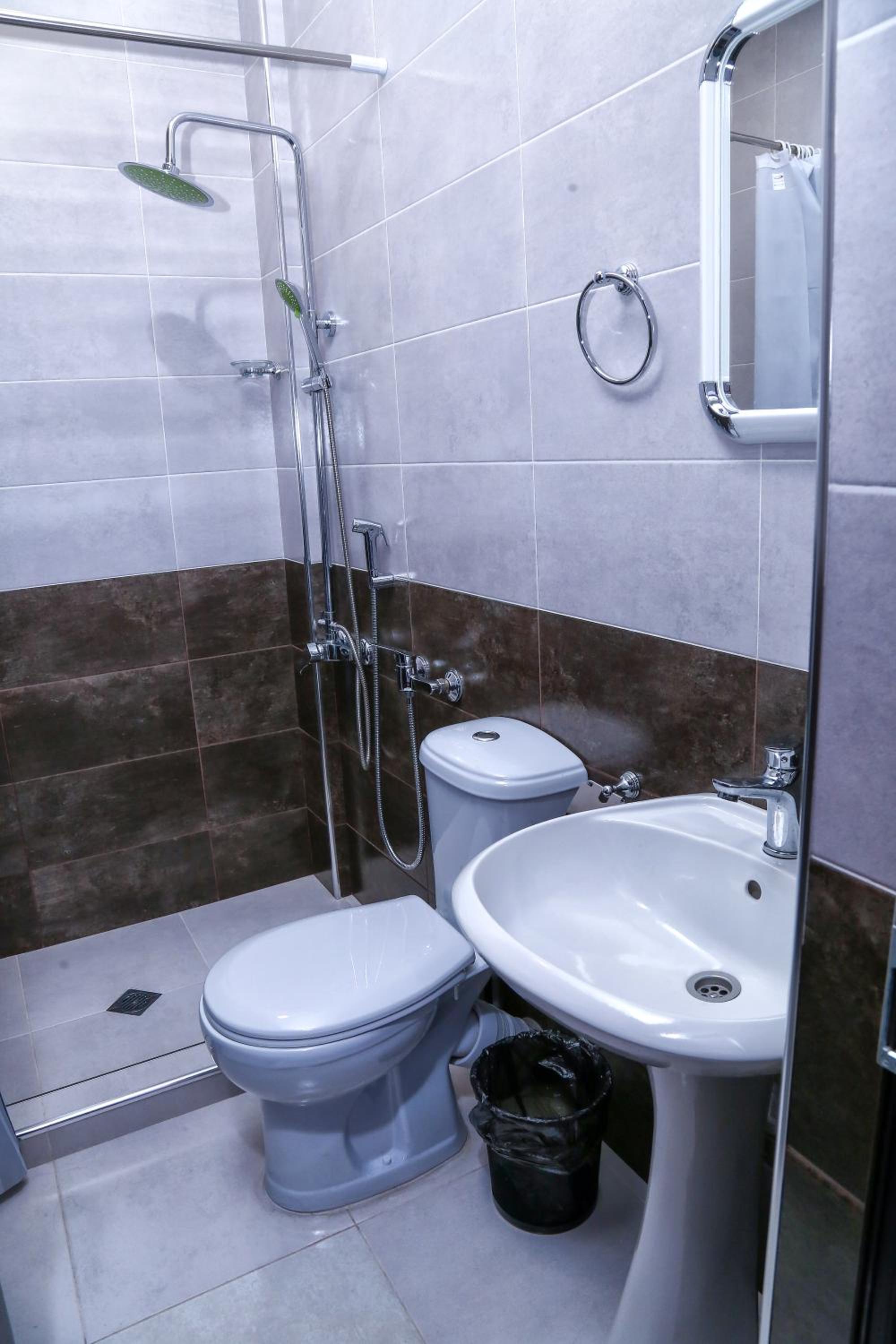 Deluxe Double Room with Balcony photo 3