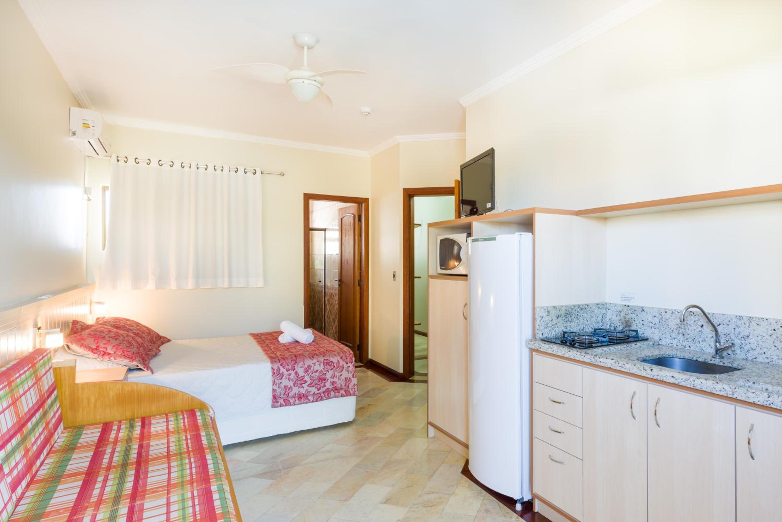 Studio Apartment with Pool View 09 photo 1