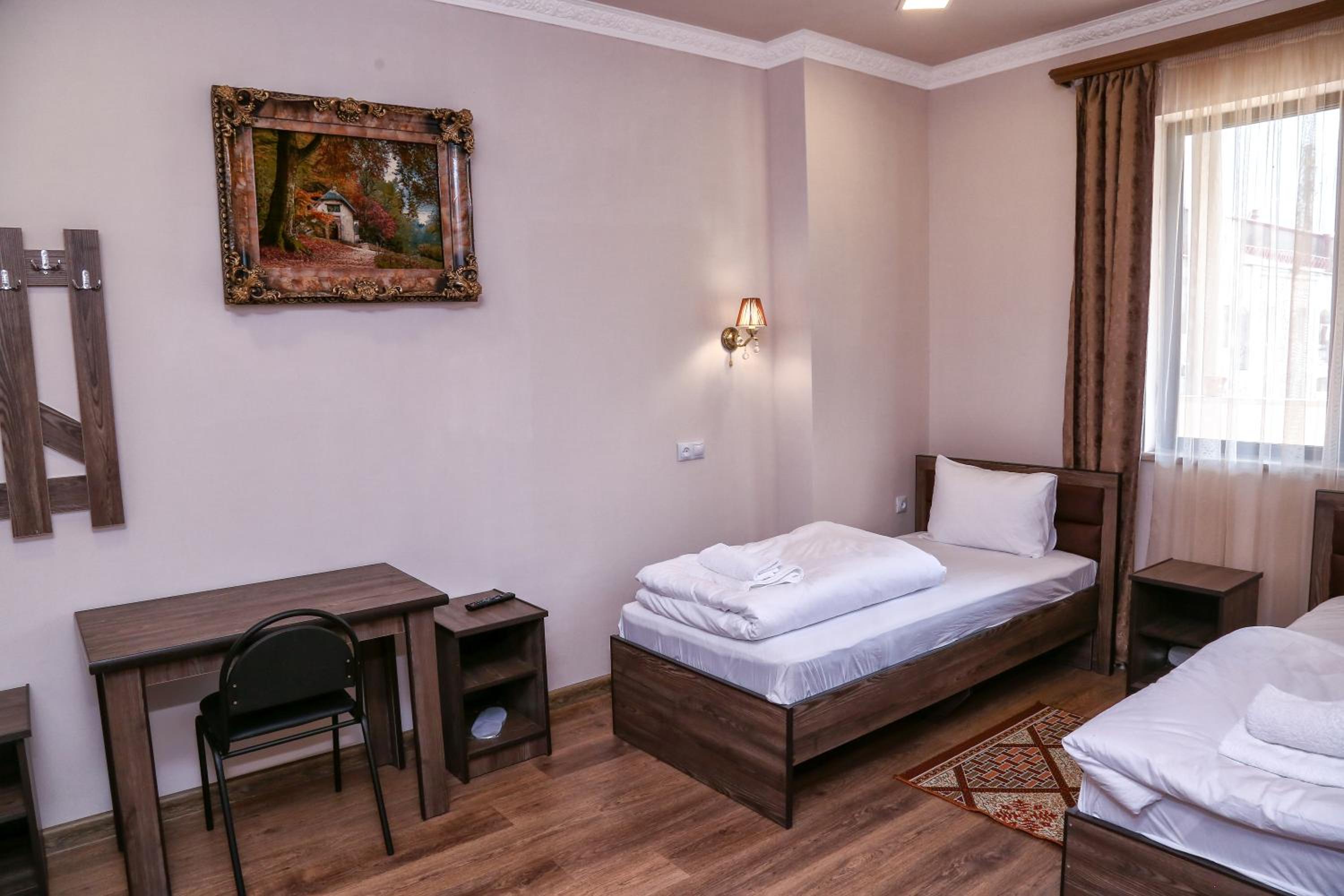 Deluxe Triple Room photo 3
