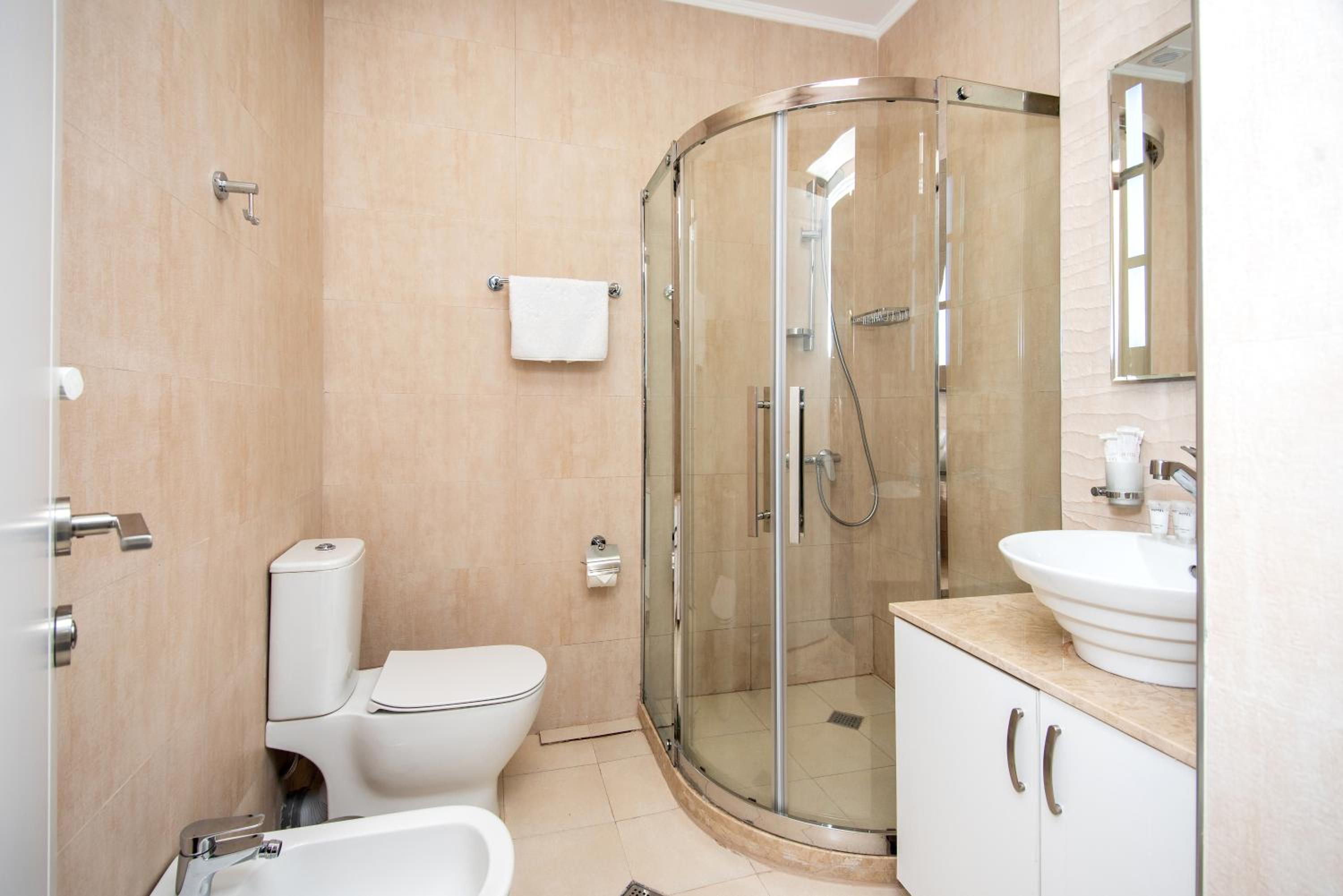 Triple Room - Photo 2