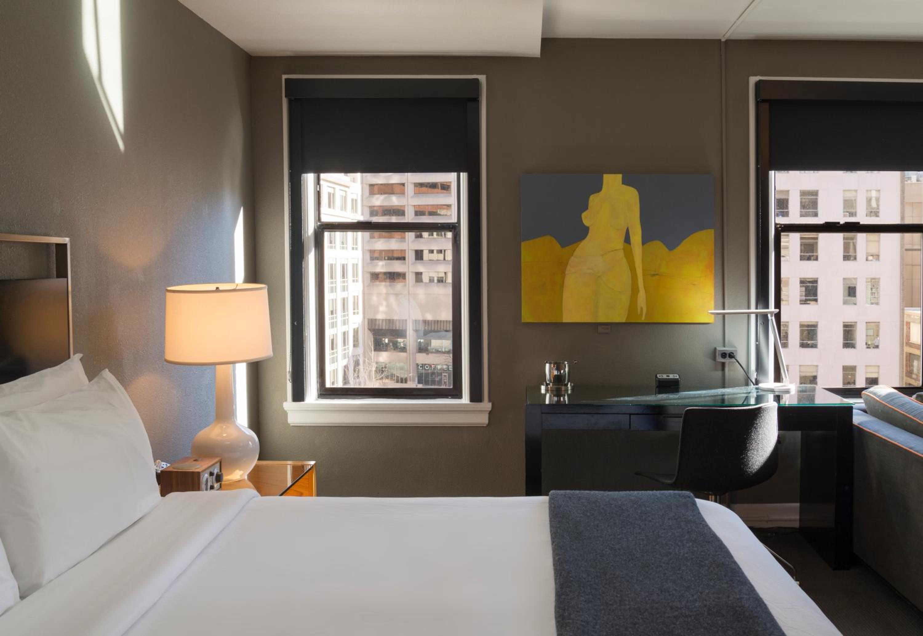 Max Studio King Room - Photo 1