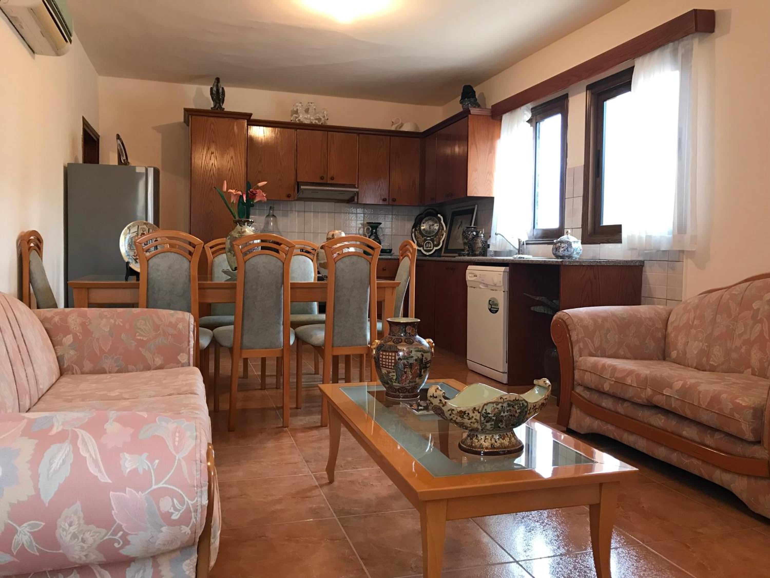 Two-Bedroom House photo 2