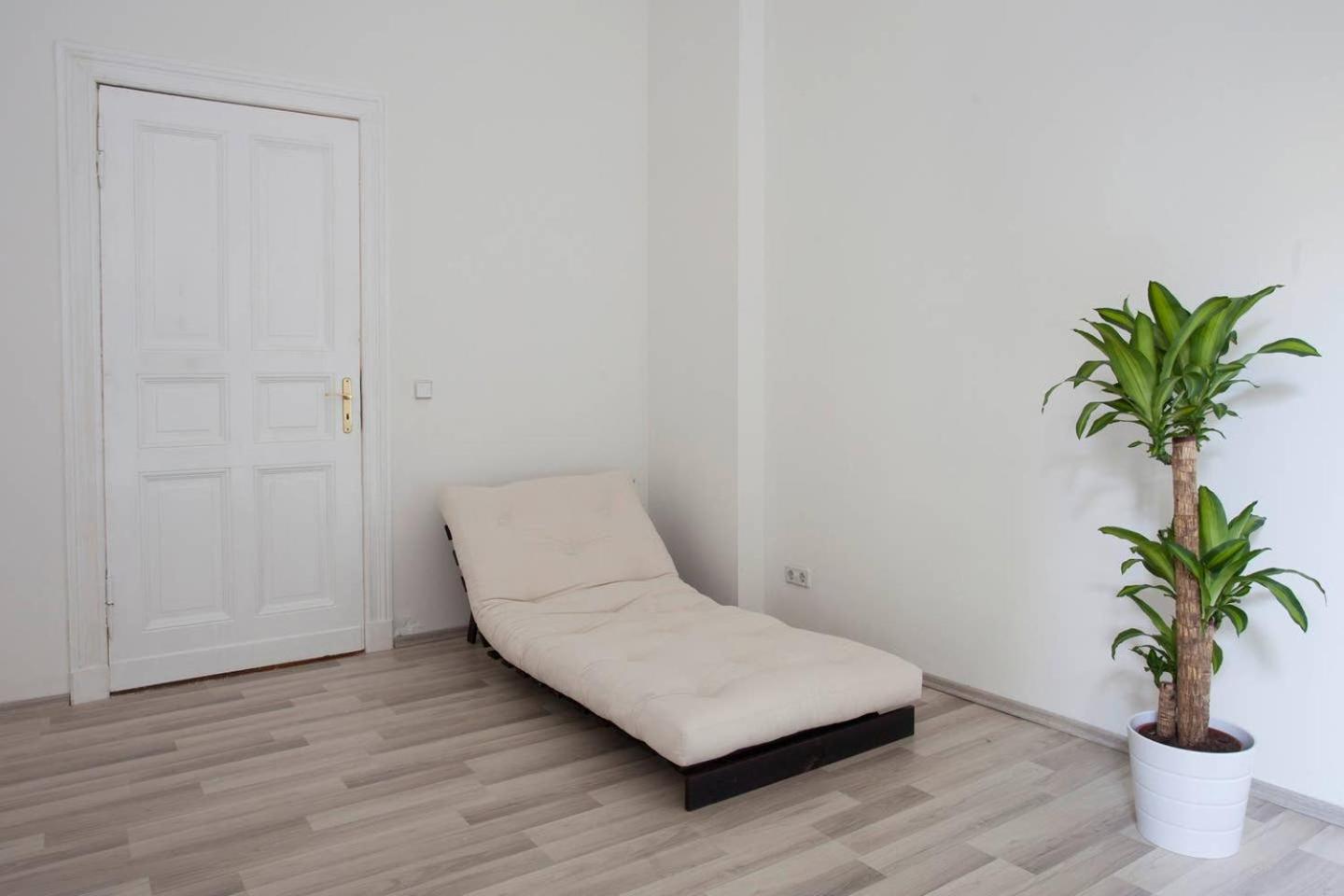 Three-Bedroom Apartment photo 1