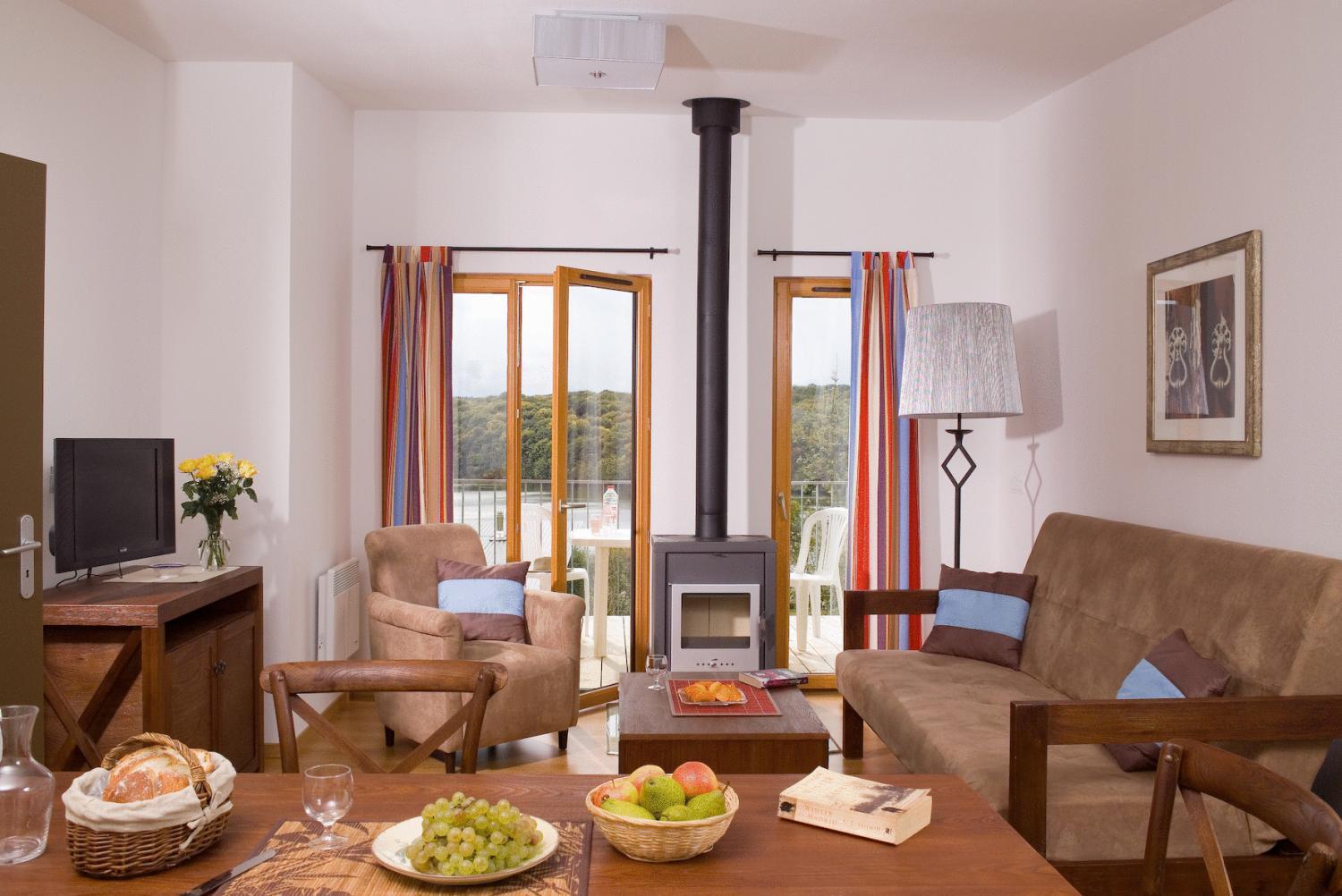 CCQ 3-Room Cottage - 7 People