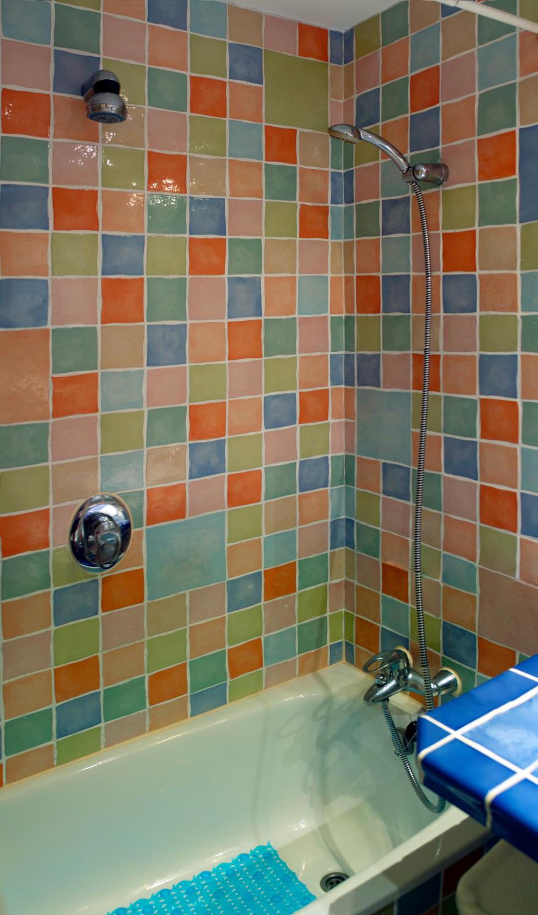 Studio Apartment - Photo 35