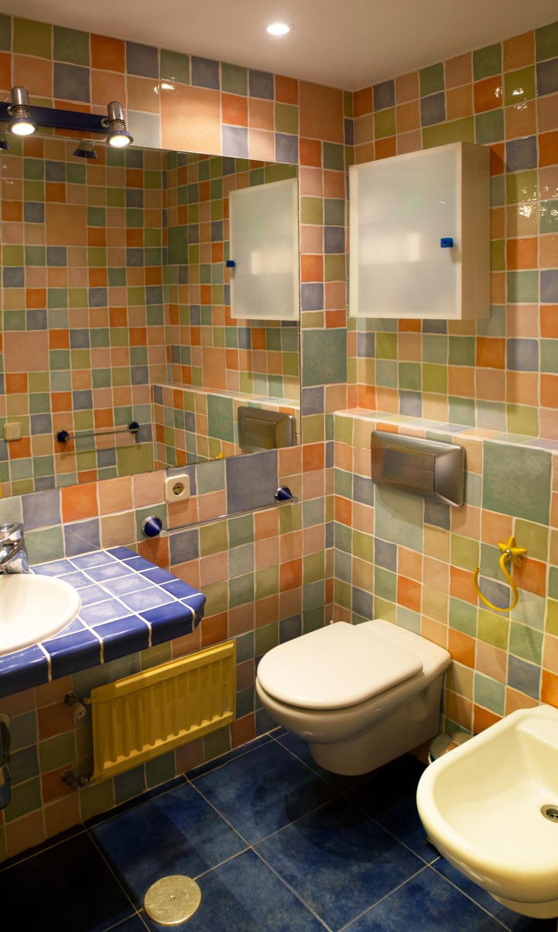 Studio Apartment - Photo 32
