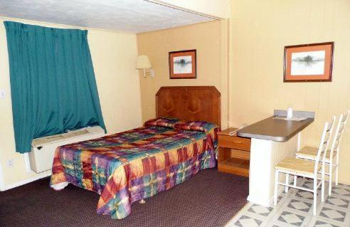 Double Room with Two Double Beds and Kitchenette photo 3