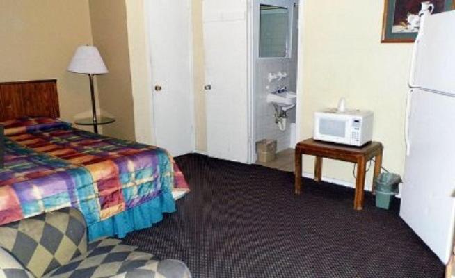 Standard Double Room with Two Double Beds photo 2
