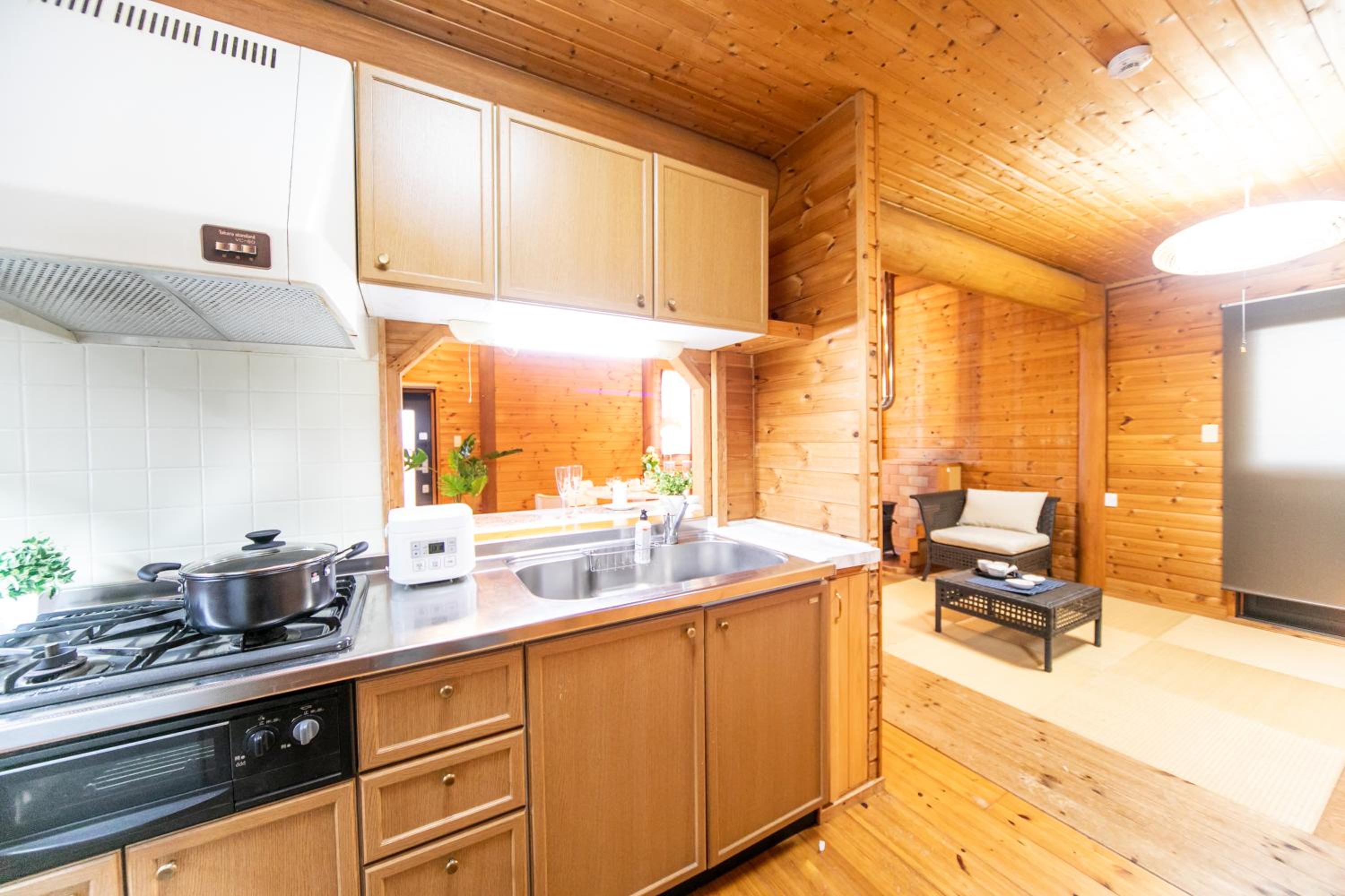 Four-Bedroom House - Photo 21