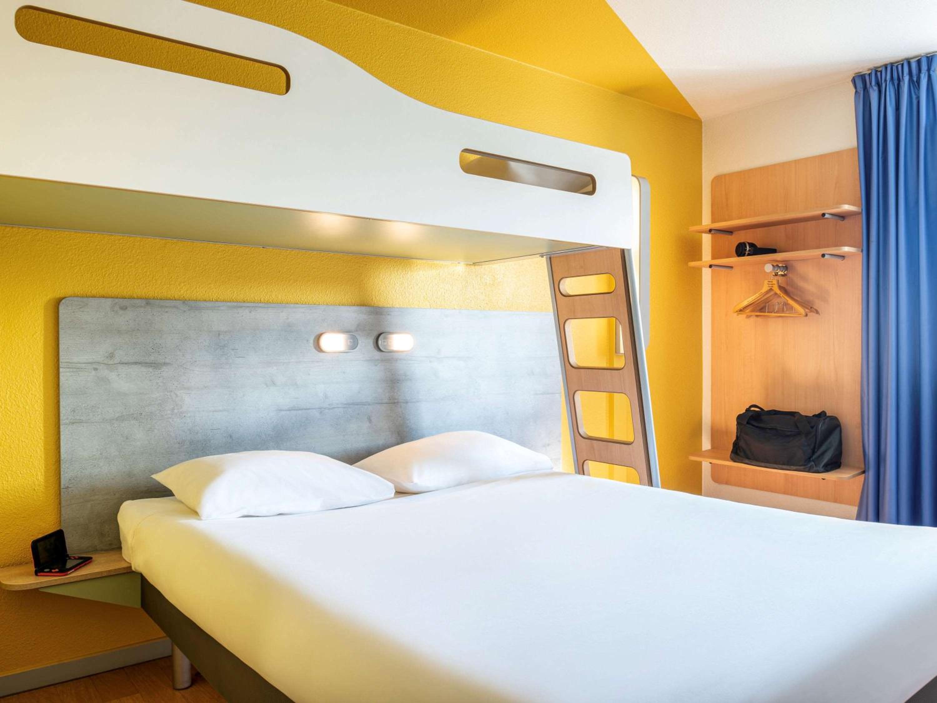Double Room with Bunk Bed photo 1