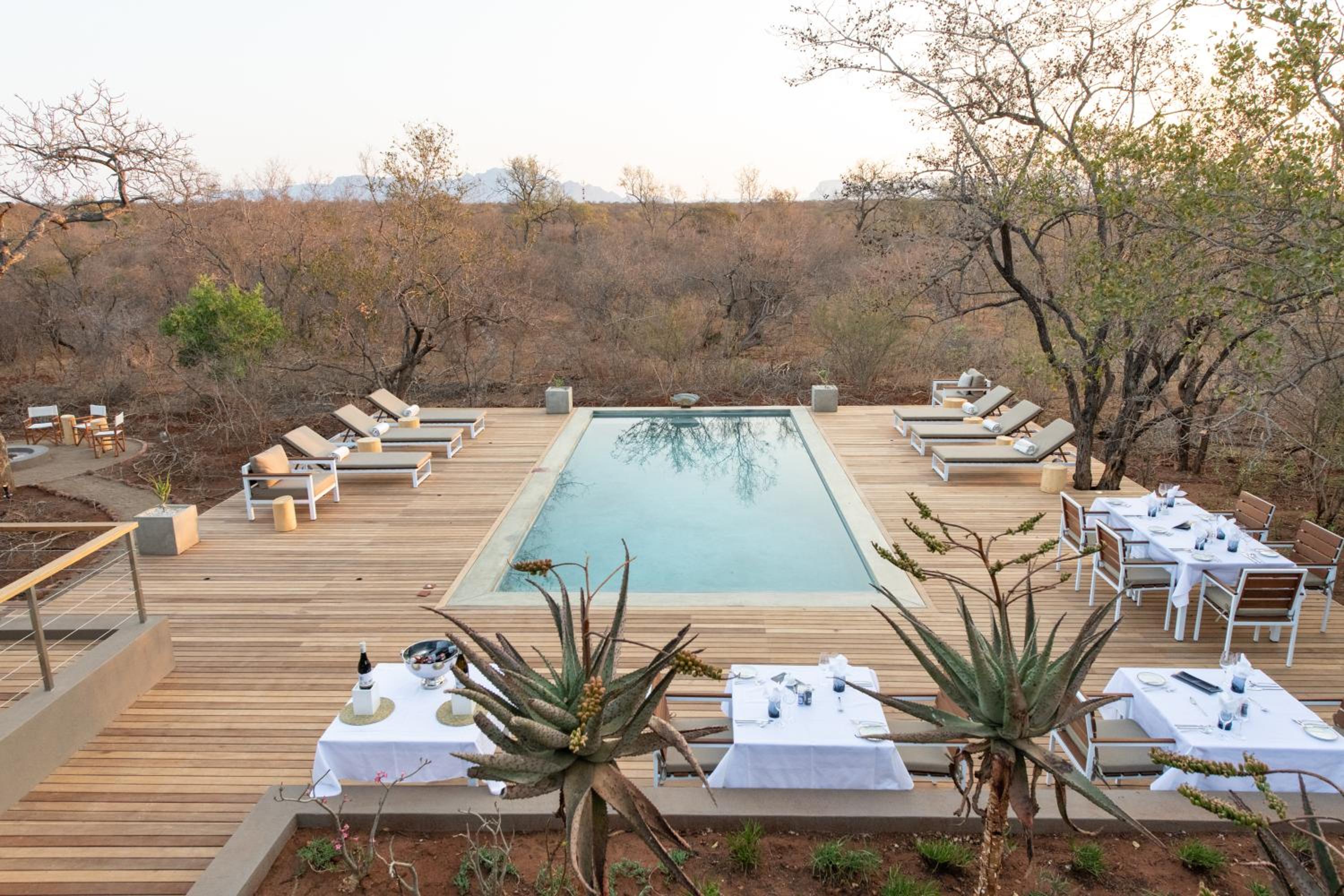 Mhlabeni Boutique Villa - Premium Deluxe Room photo 2