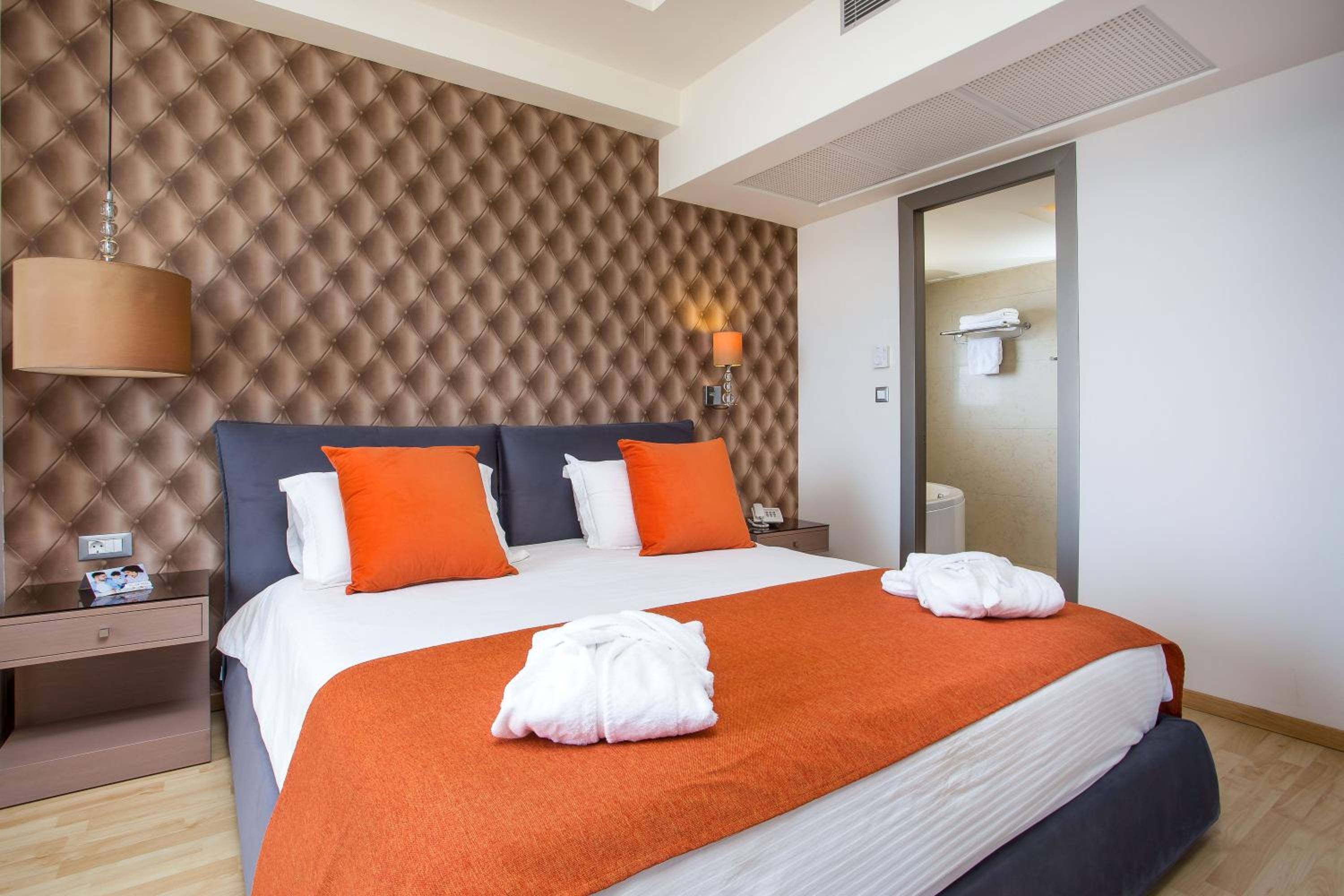 Panoramic Suite with Sea view & Outdoor Jet-bath - Photo 1