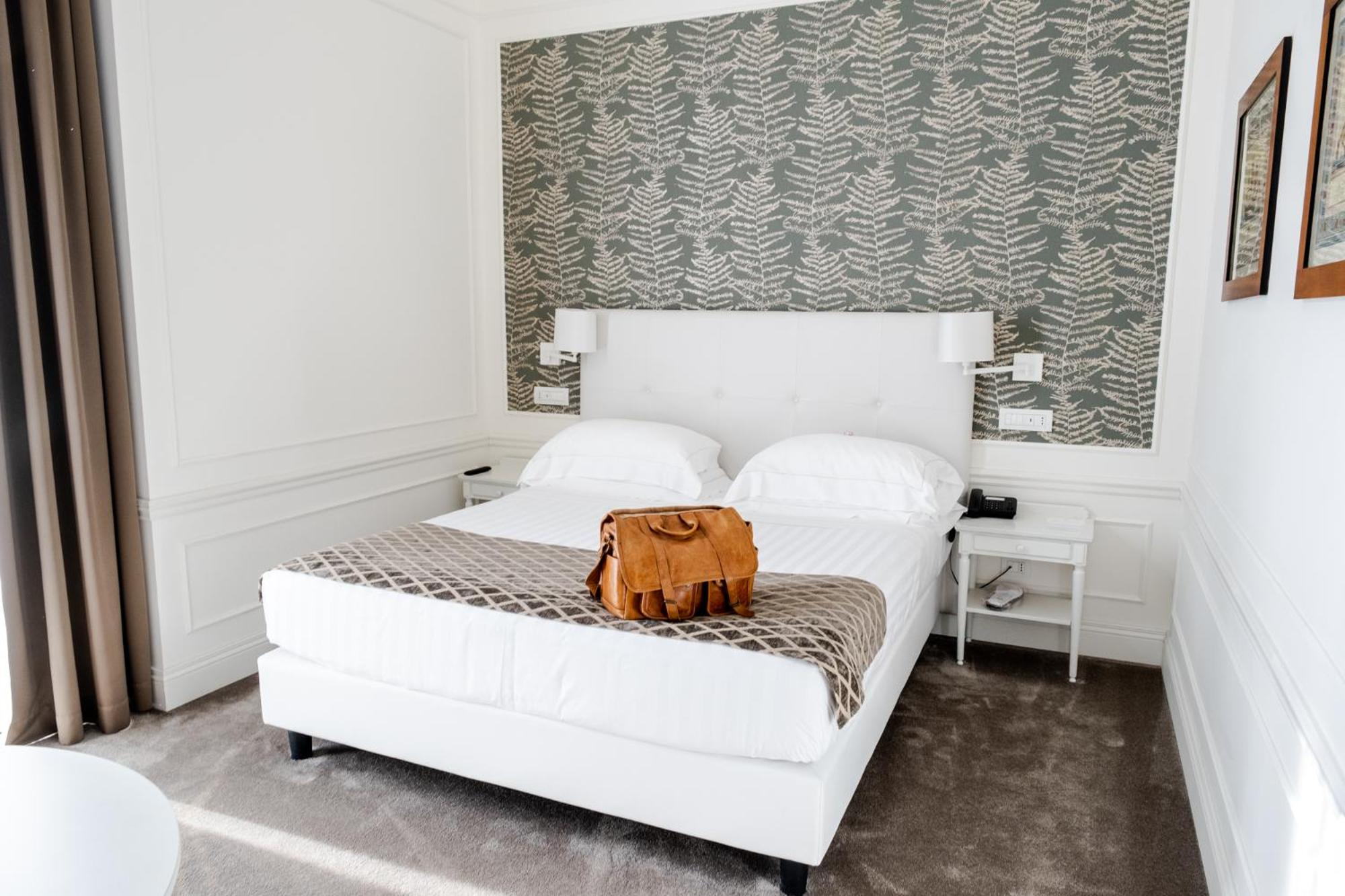 Executive Double or Twin Room with Sea View photo 2