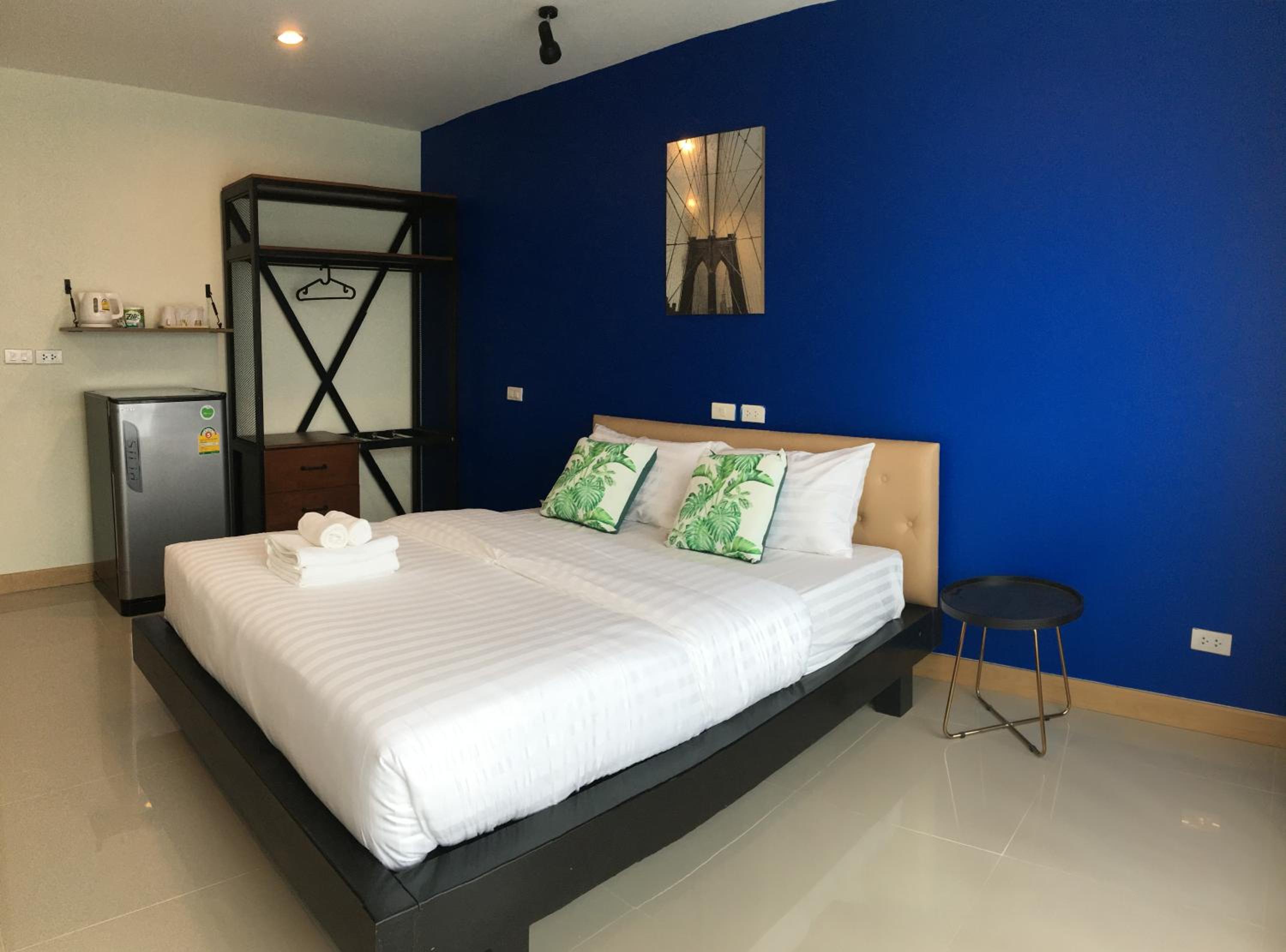 Double Room with Balcony - Photo 7