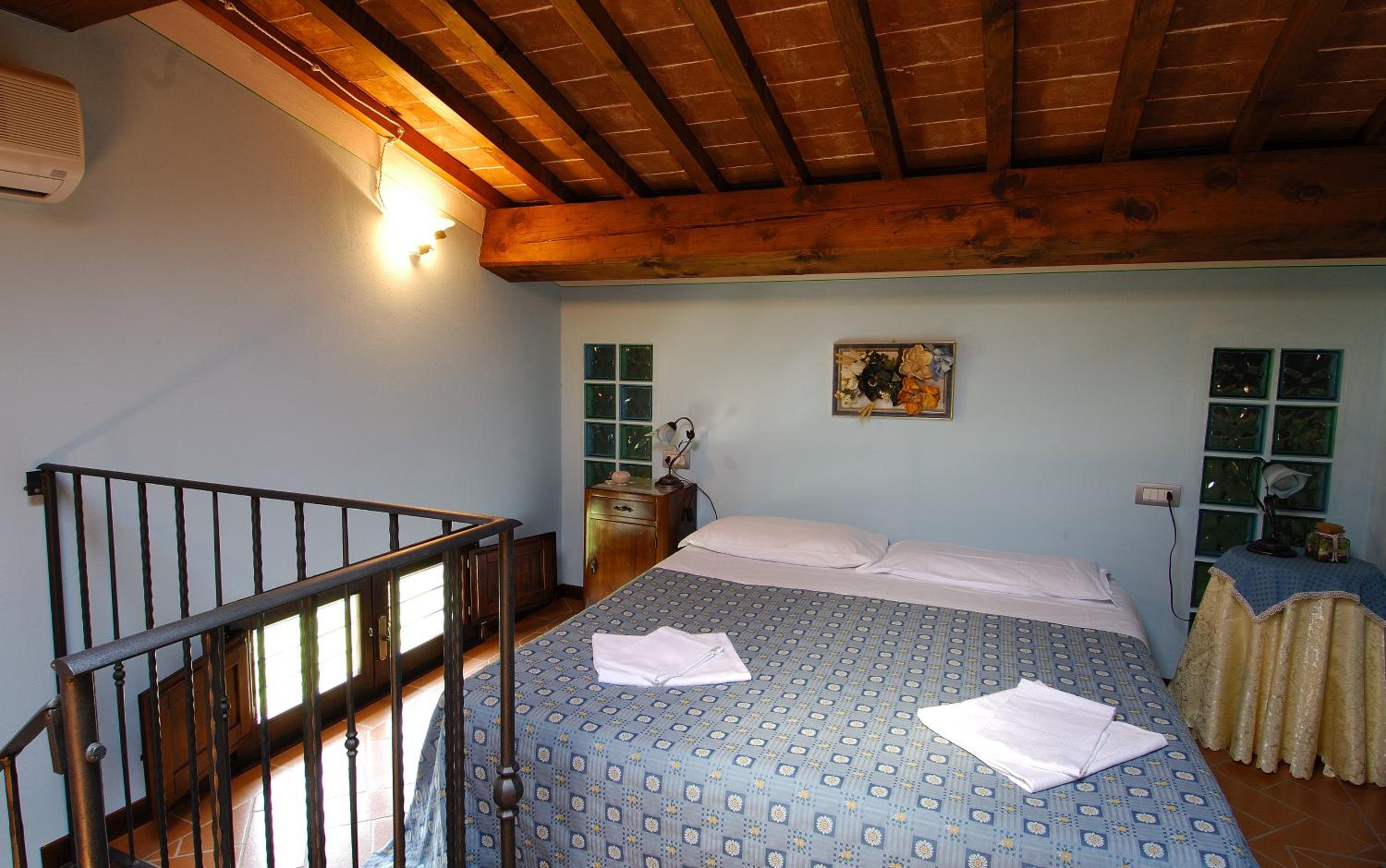 Three-Bedroom Apartment - Split Level photo 1