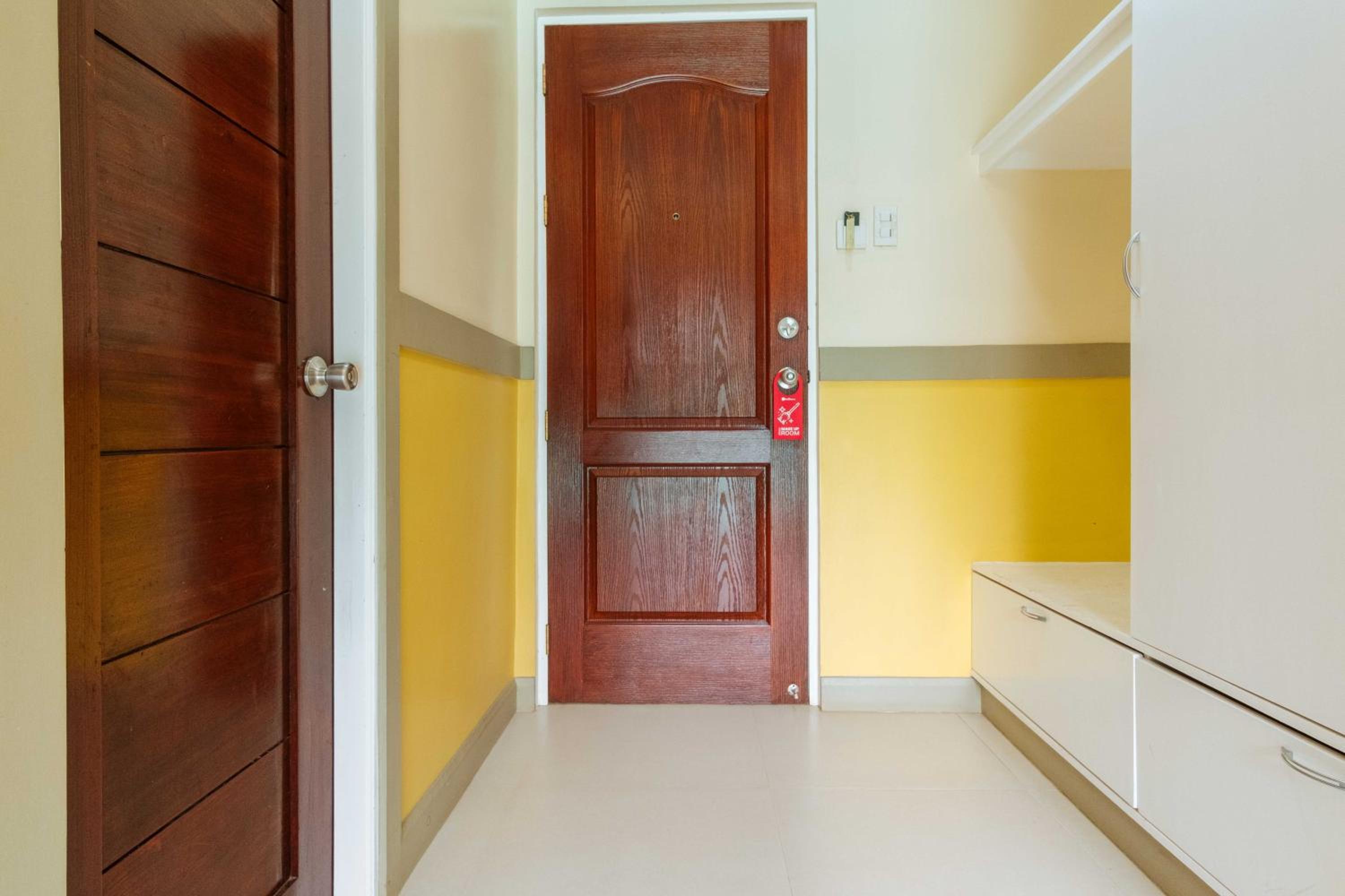 Twin Room - Photo 5