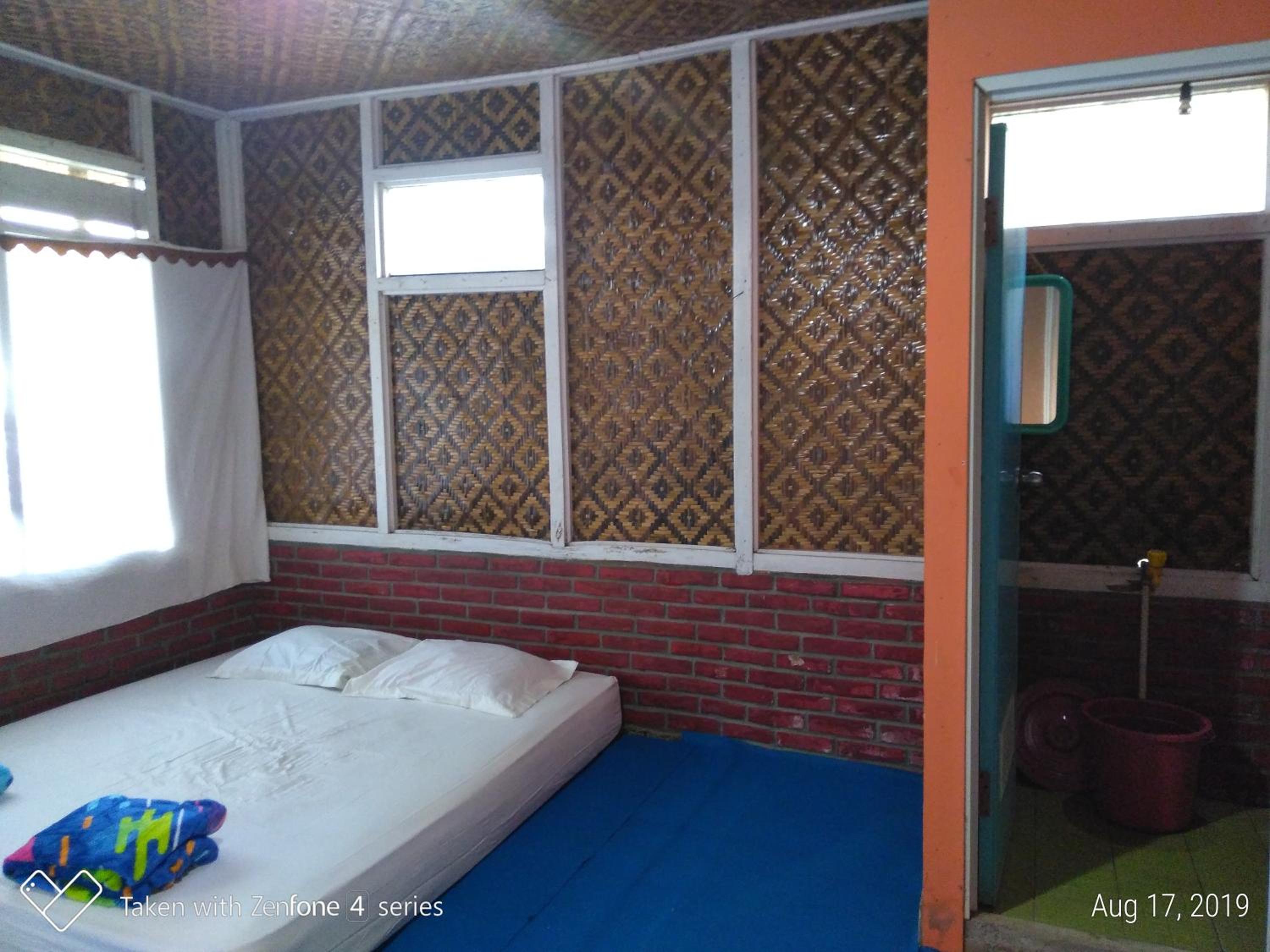 Economy Quadruple Room