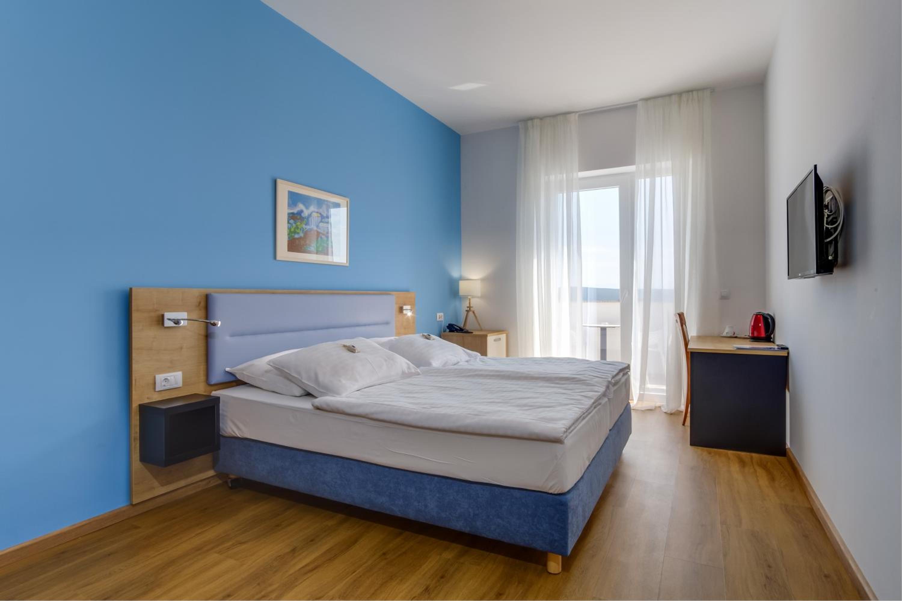 Superior Double Room - Photo 1